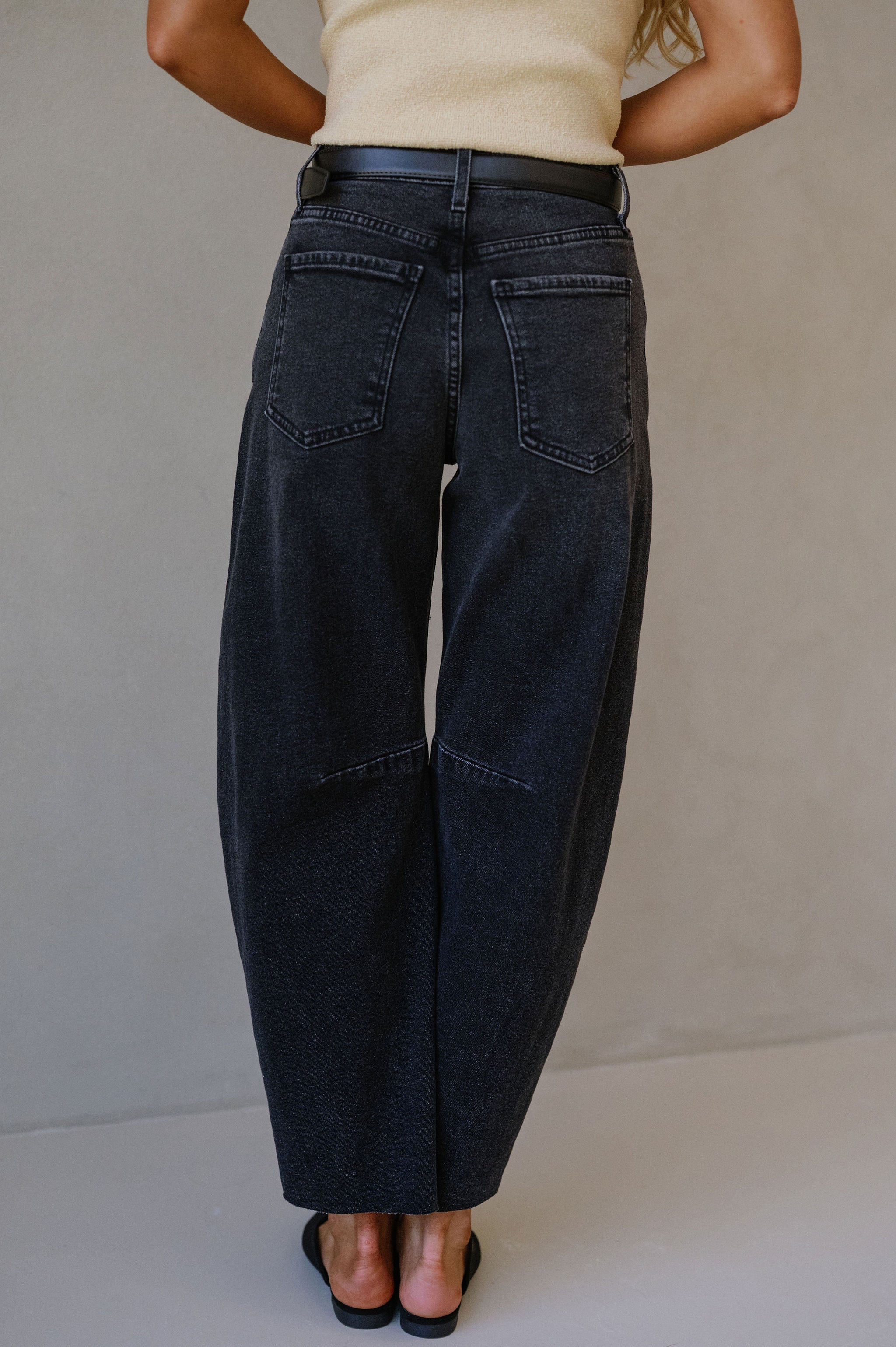 Matthew Barrel Jeans-Washed Black