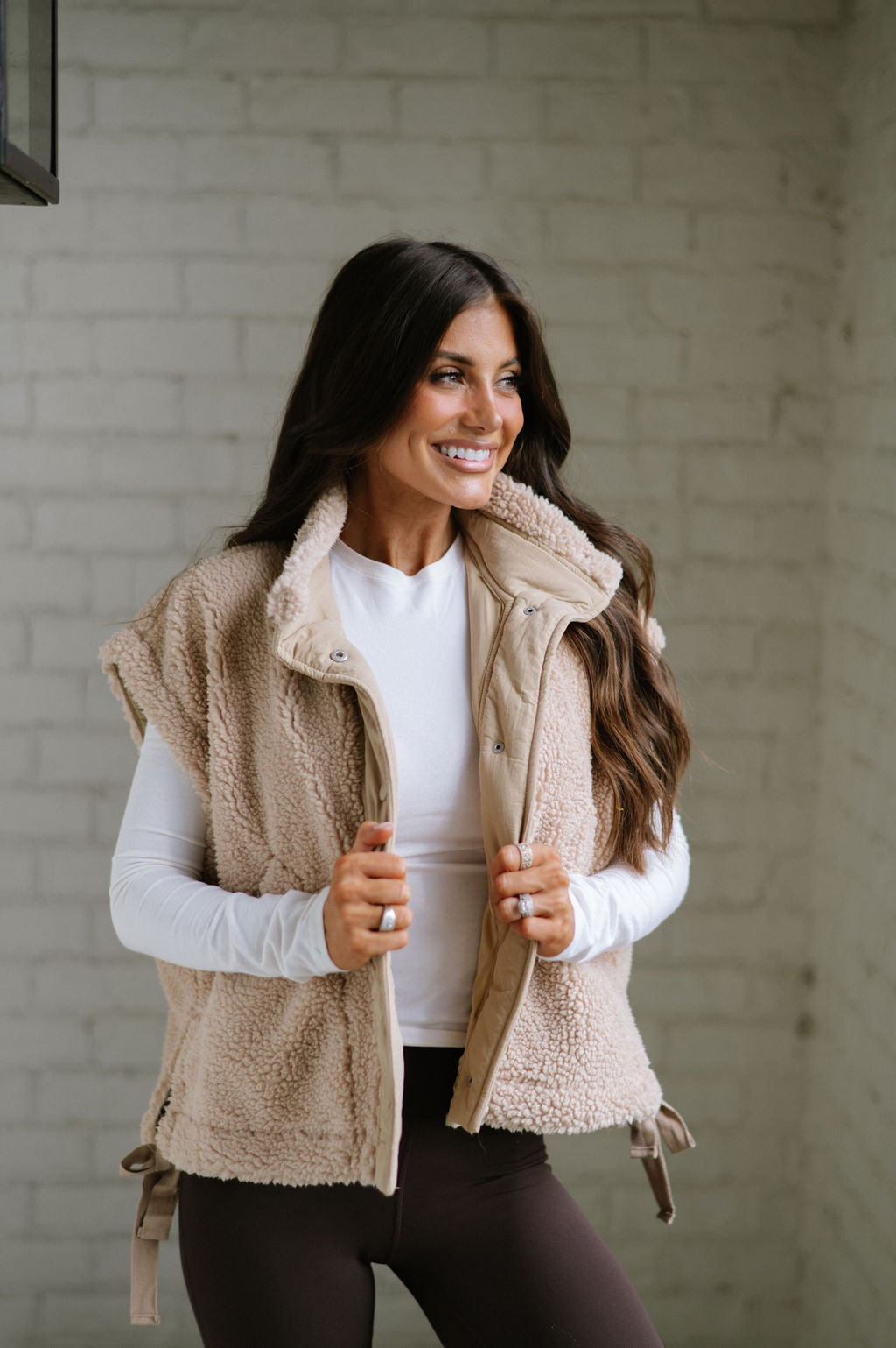 Oversized Sherpa Vest-Beige