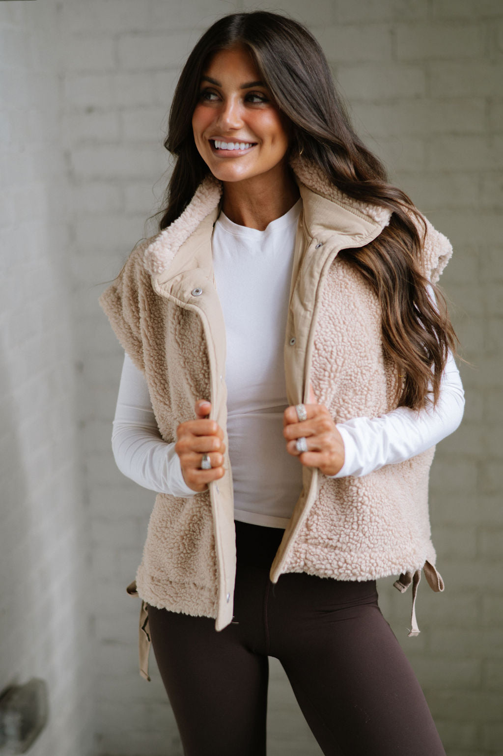 Oversized Sherpa Vest-Beige