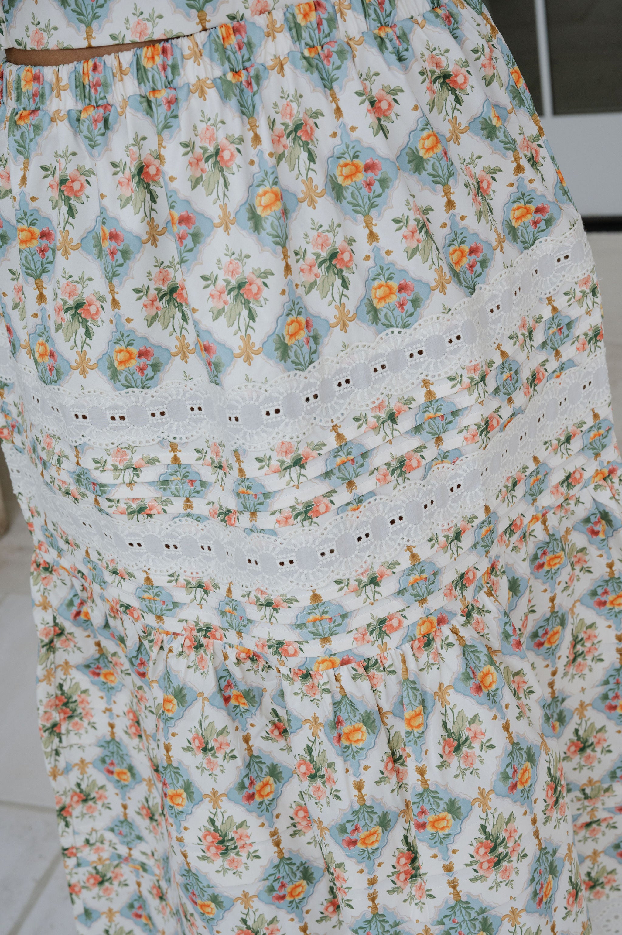Mallie Skirt Set-Cream Multi