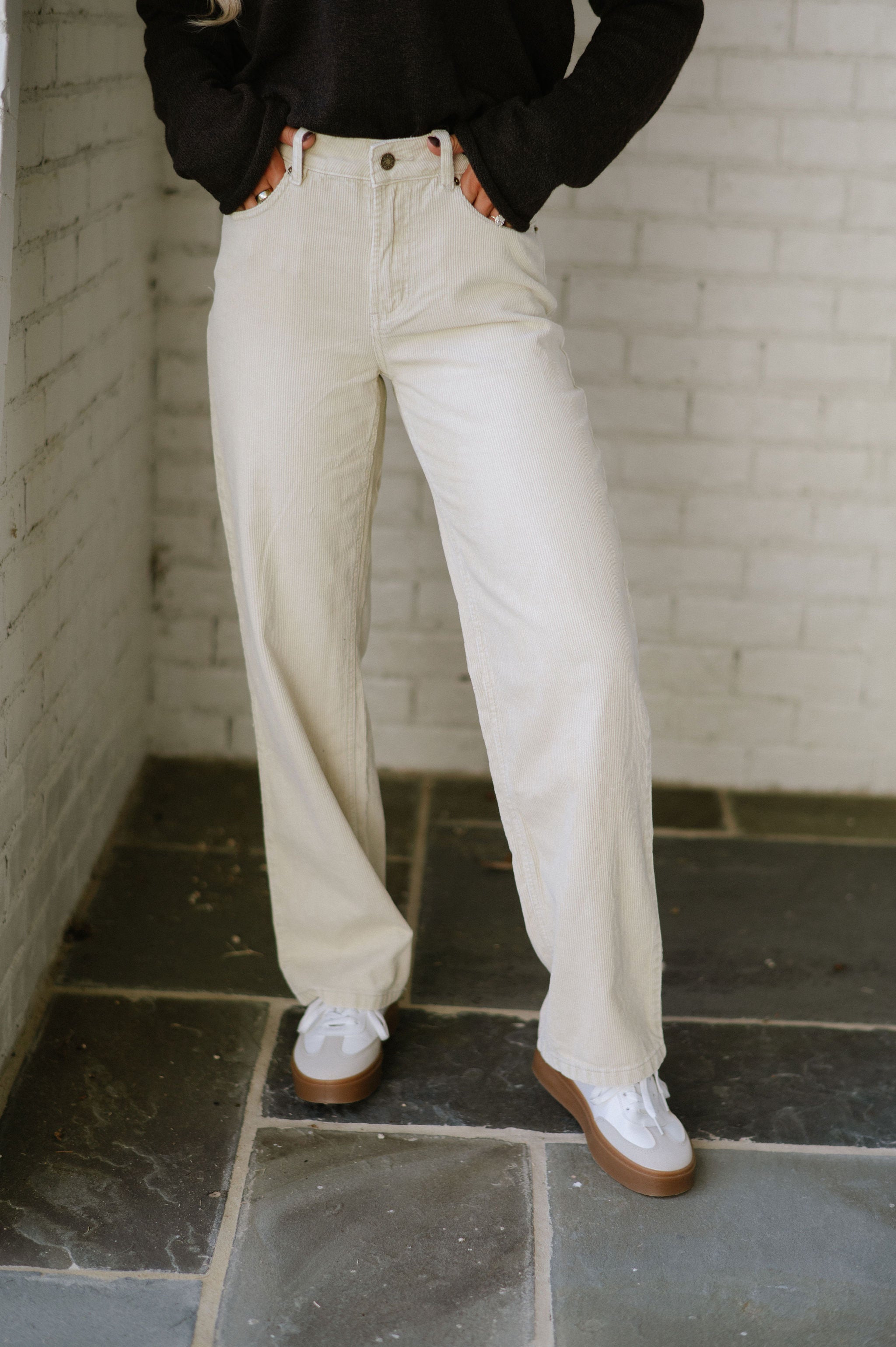 Mid-Rise Corduroy Pants-Ecru