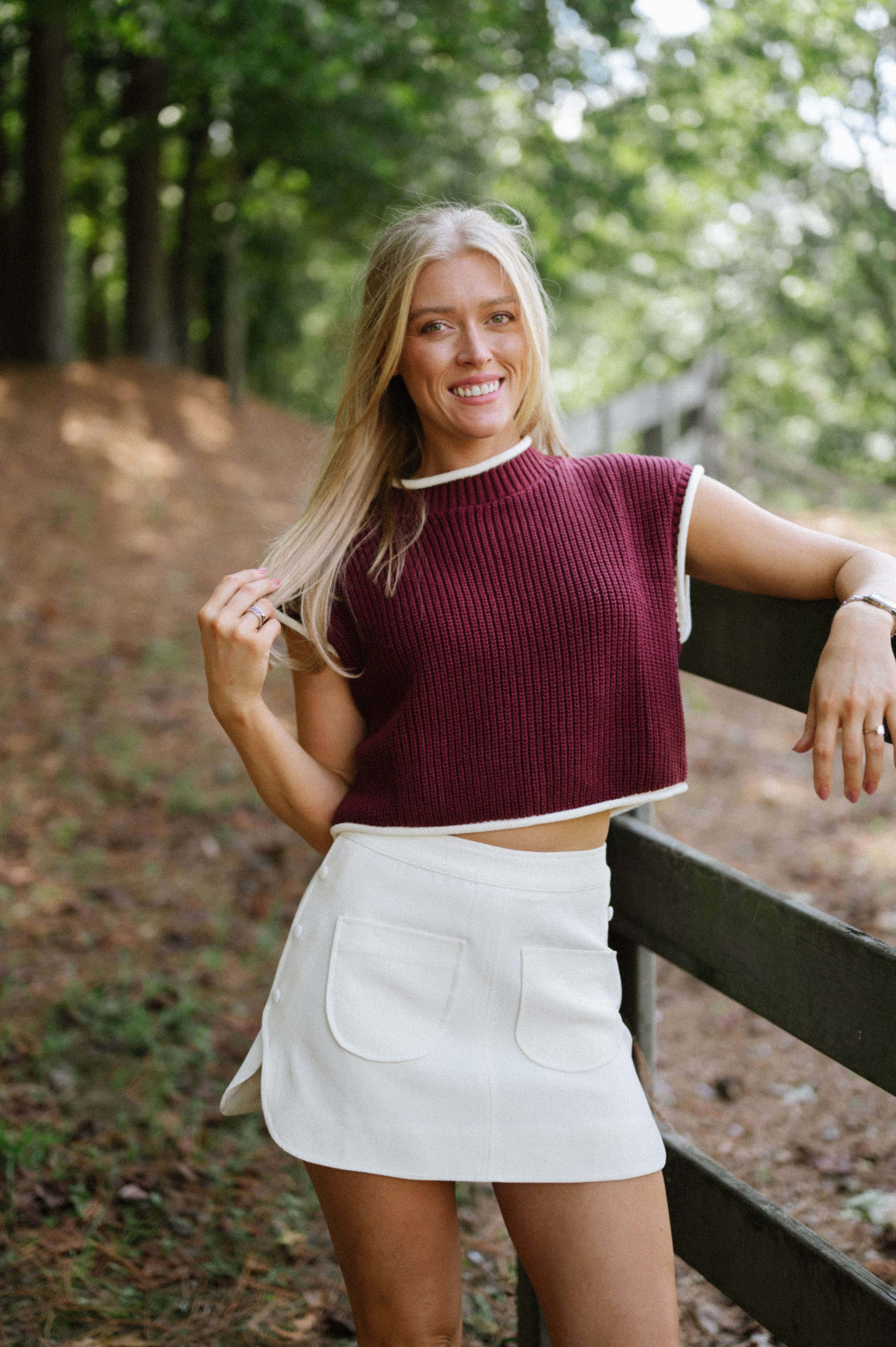 Contrast Detail Sweater-Maroon