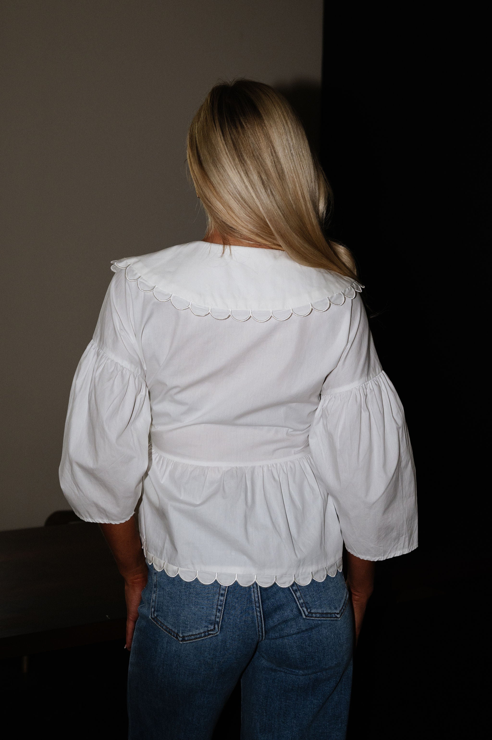Vera Wrap Front Top-White
