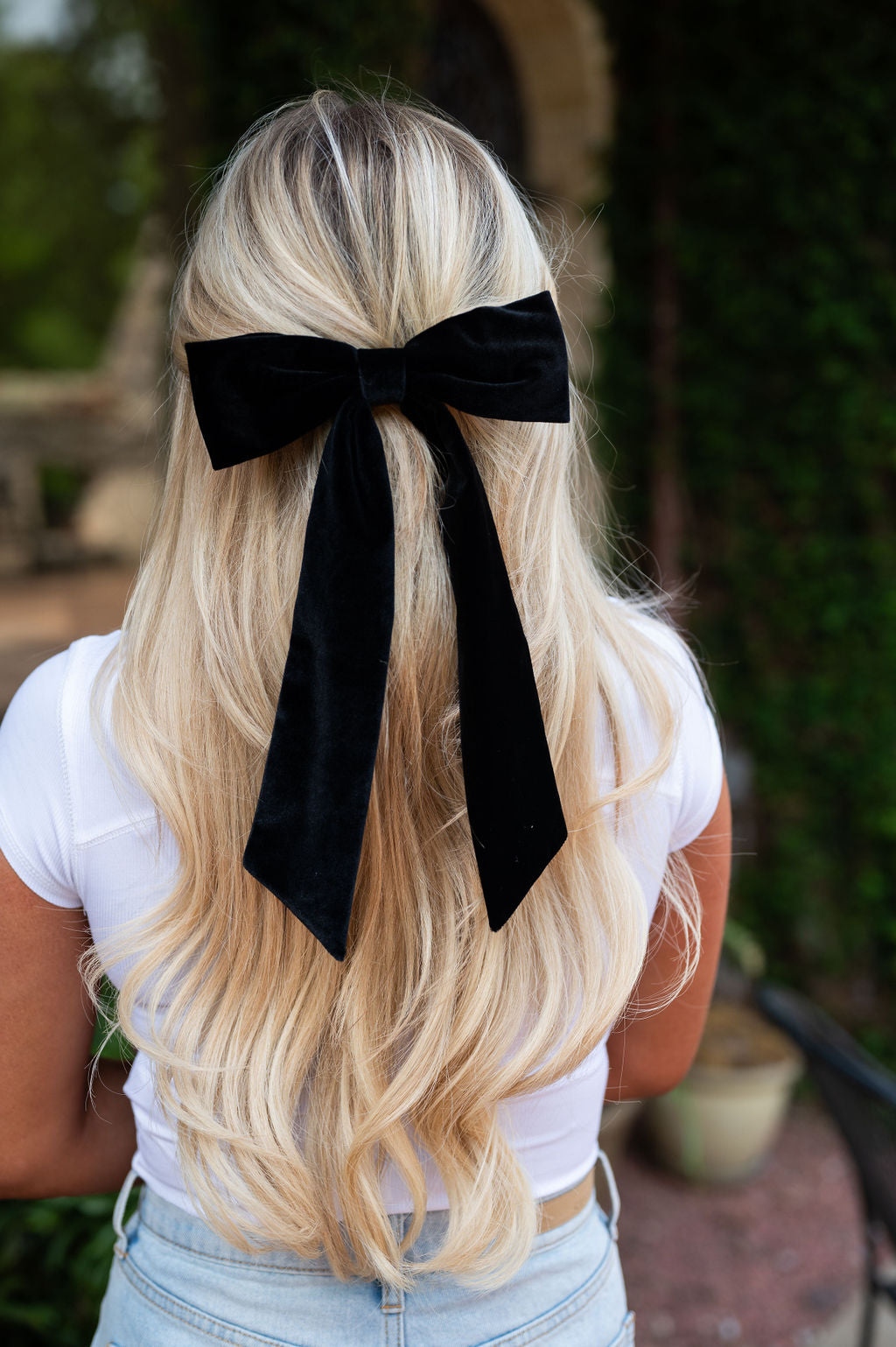 Corinna Hair Bow- Black