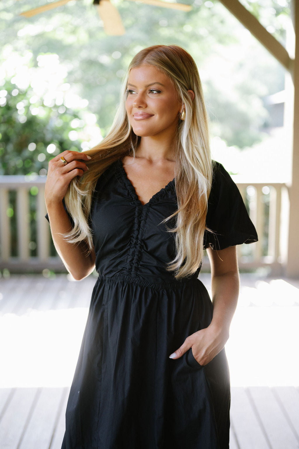 V-Neck Puff Sleeve Dress-Black