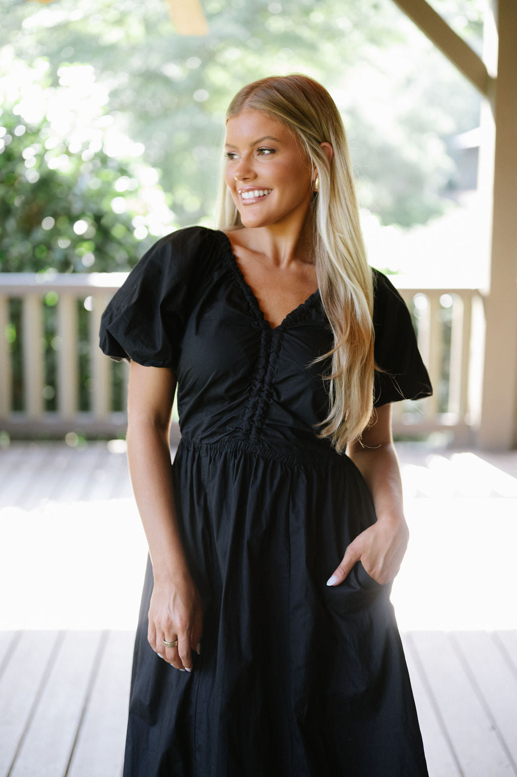 V-Neck Puff Sleeve Dress-Black