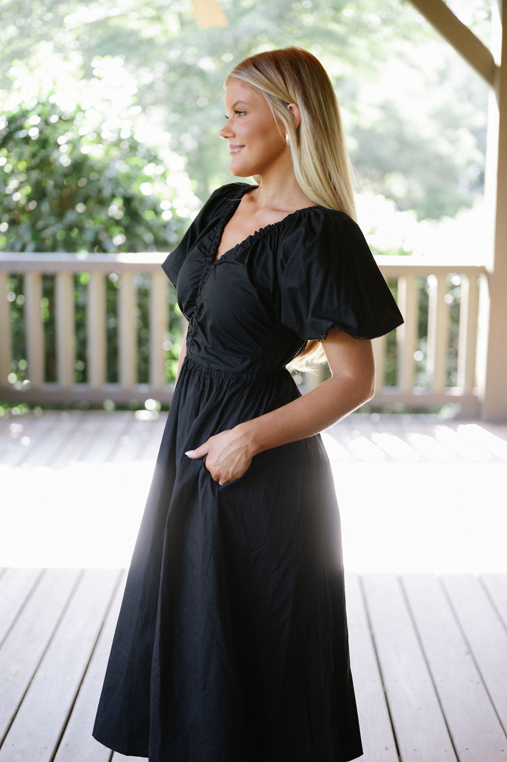 V-Neck Puff Sleeve Dress-Black