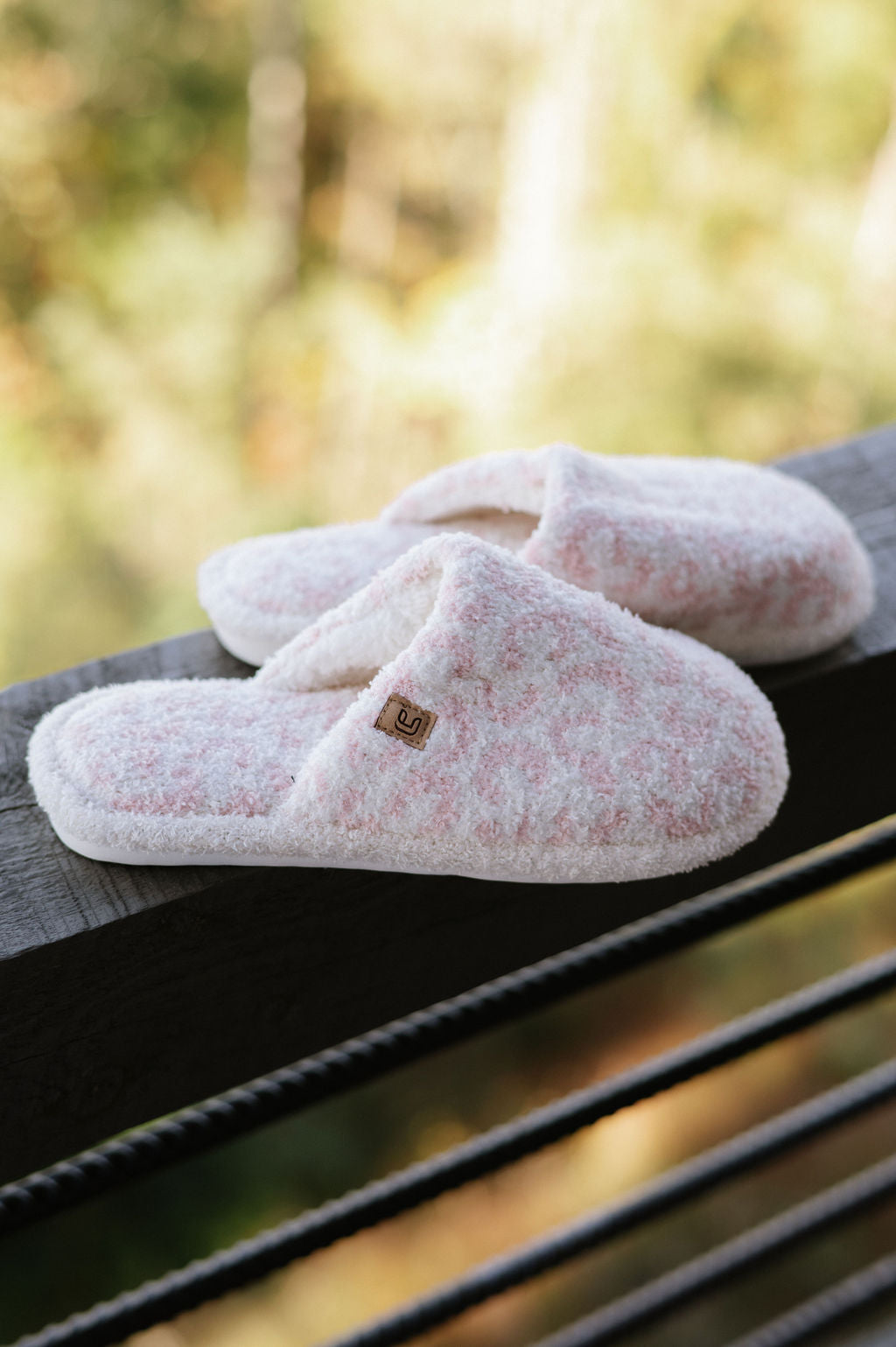 Lacy Slippers-Pink// DOORBUSTER