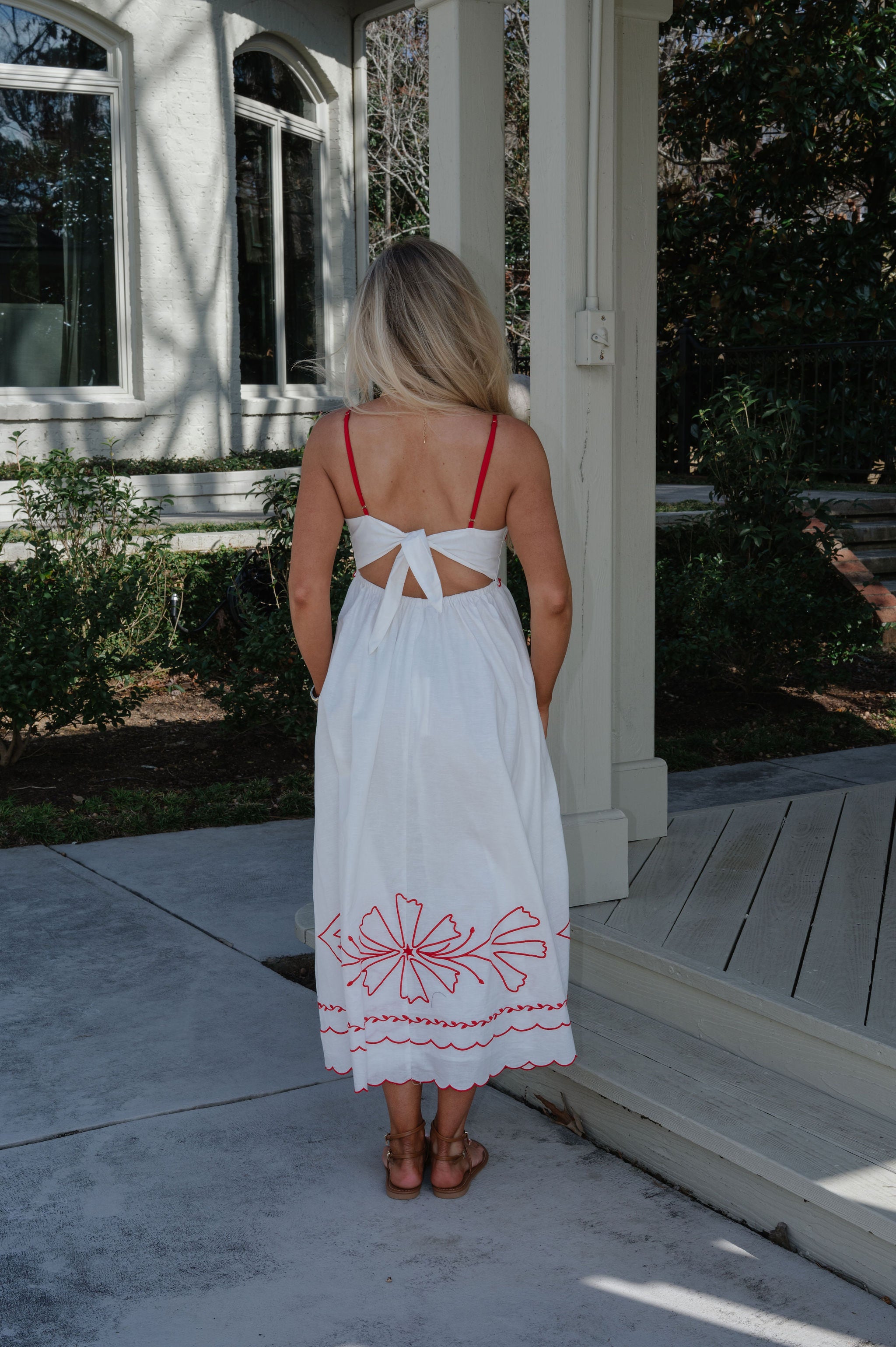 Corey Scalloped Detail Midi Dress-Red