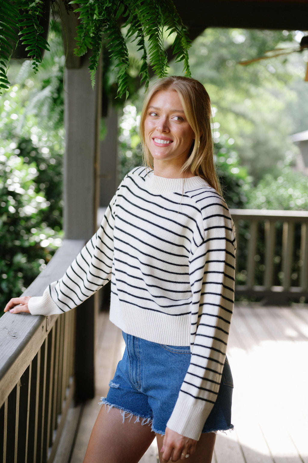 Sedona Cropped Sweater- Cream/Black