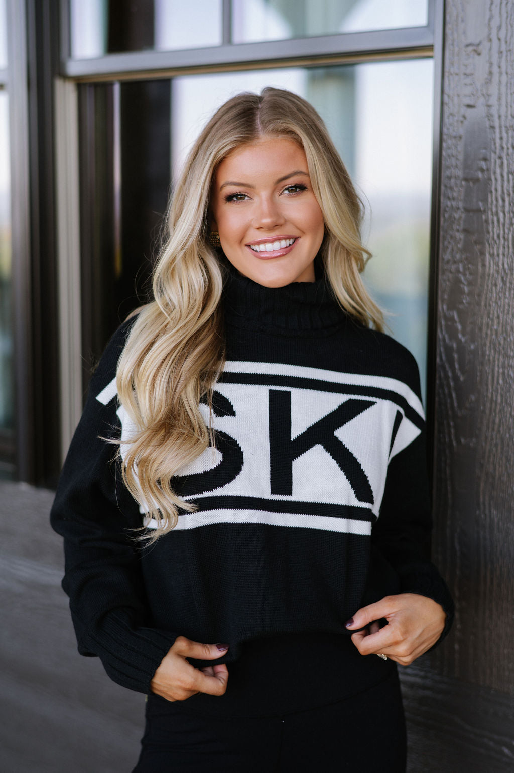 Ski Turtleneck Sweater-Black