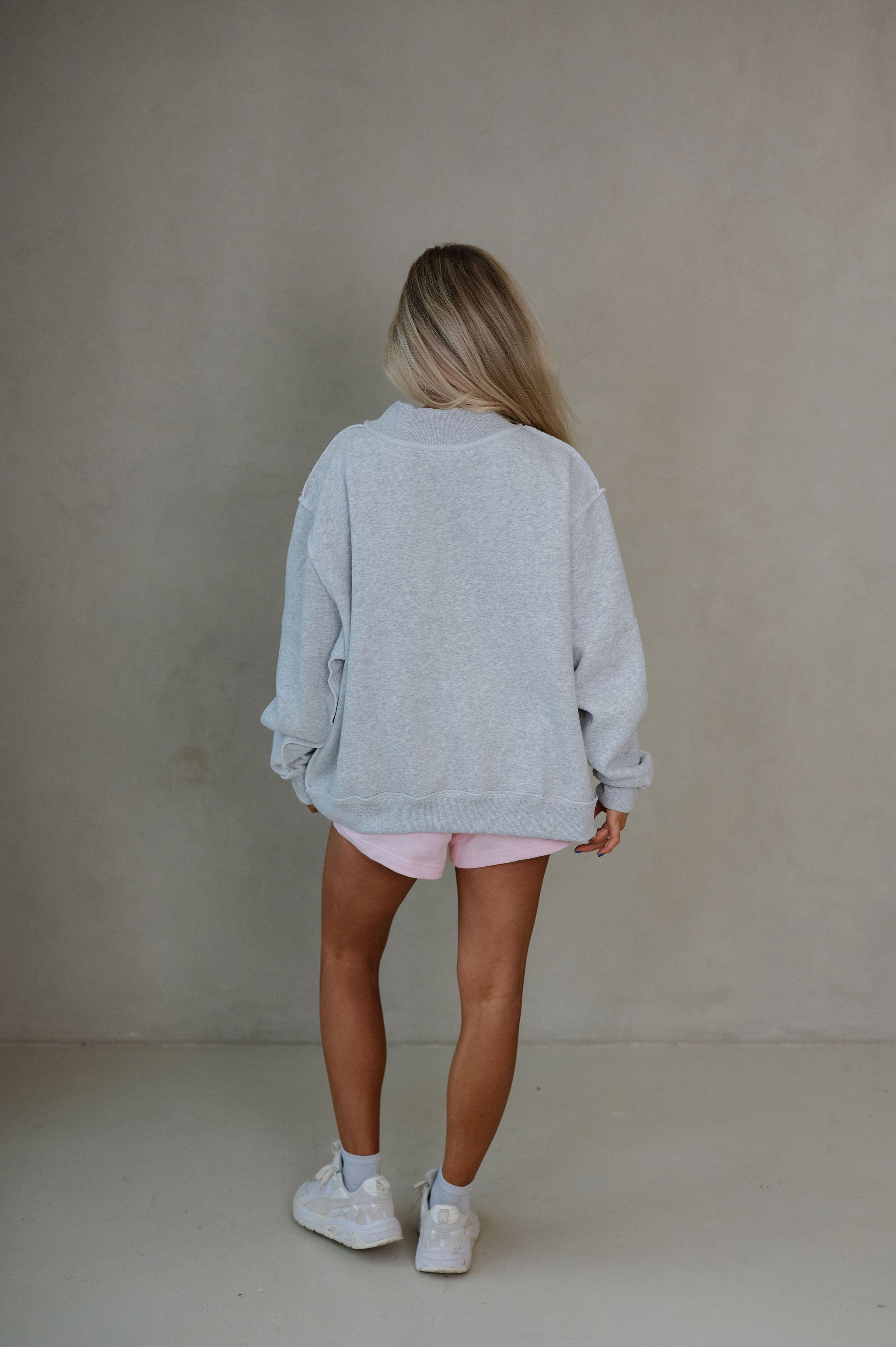 Pilates & Yoga Reversible Mockneck Sweatshirt-Pink