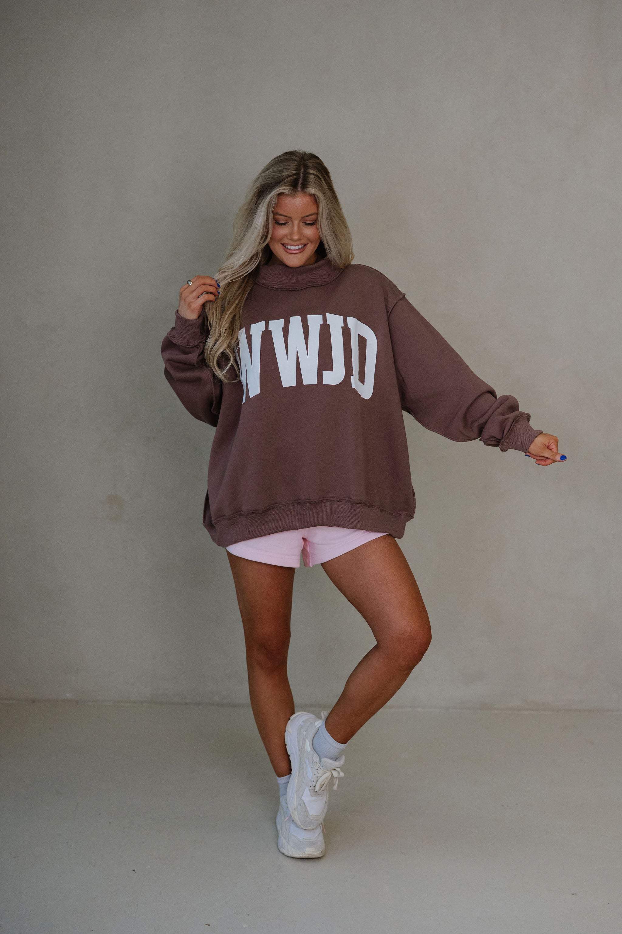 "WWJD/Amen" Reversible Mock Neck Sweatshirt-Brown