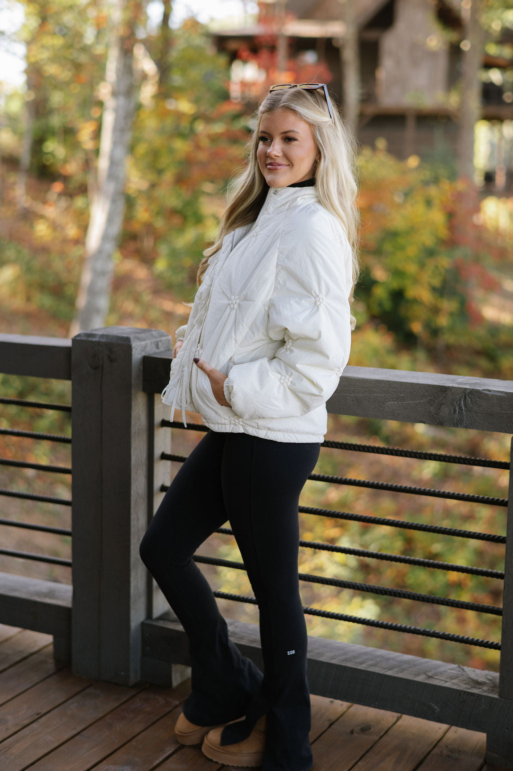 Ribbon Puff Sleeve Puffer-Cream