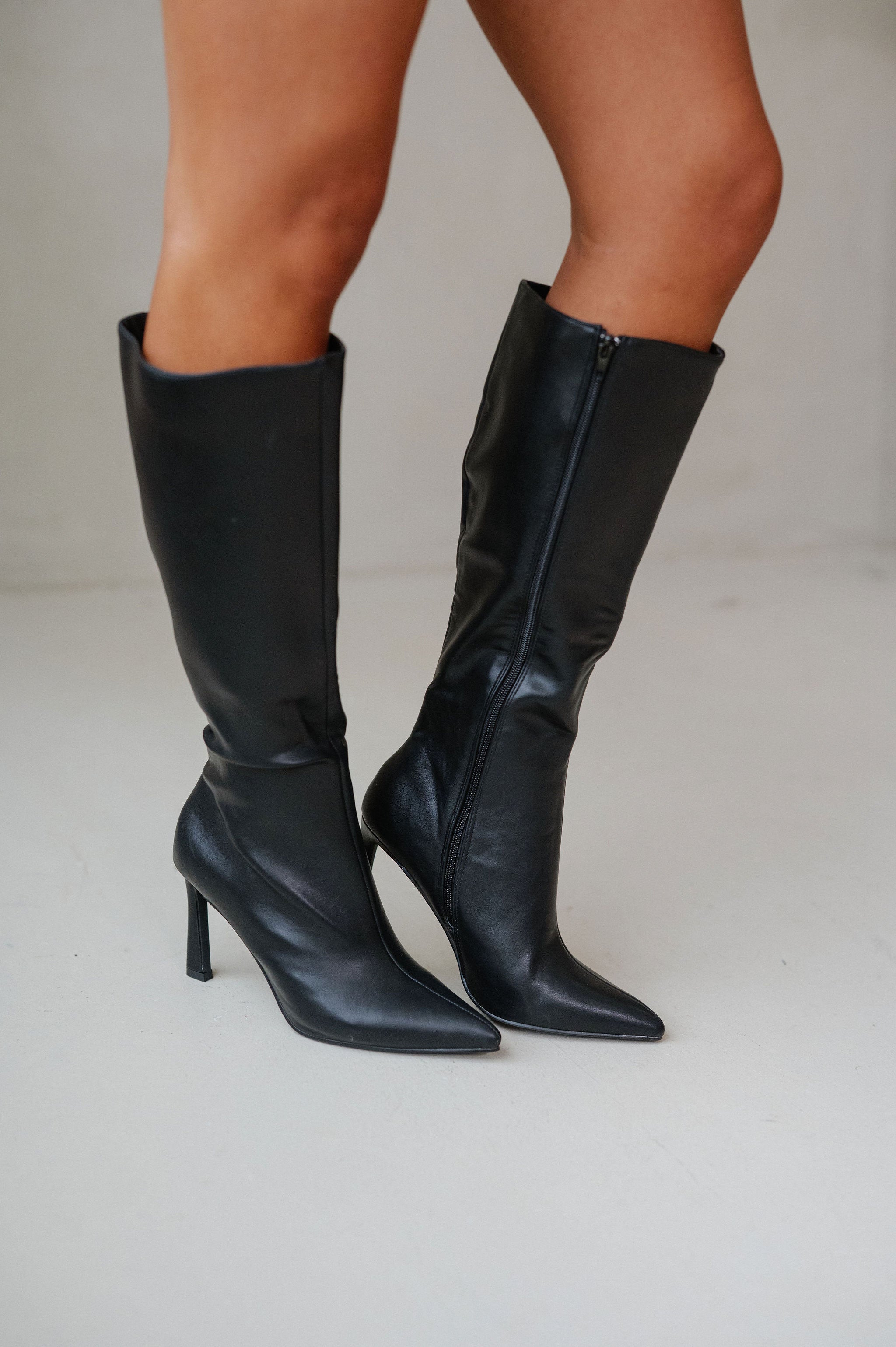 Unity Boots-Black