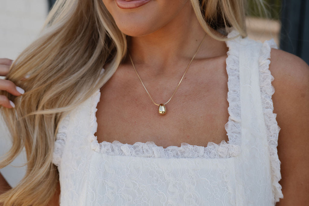 Oval Pendent Necklace-Gold