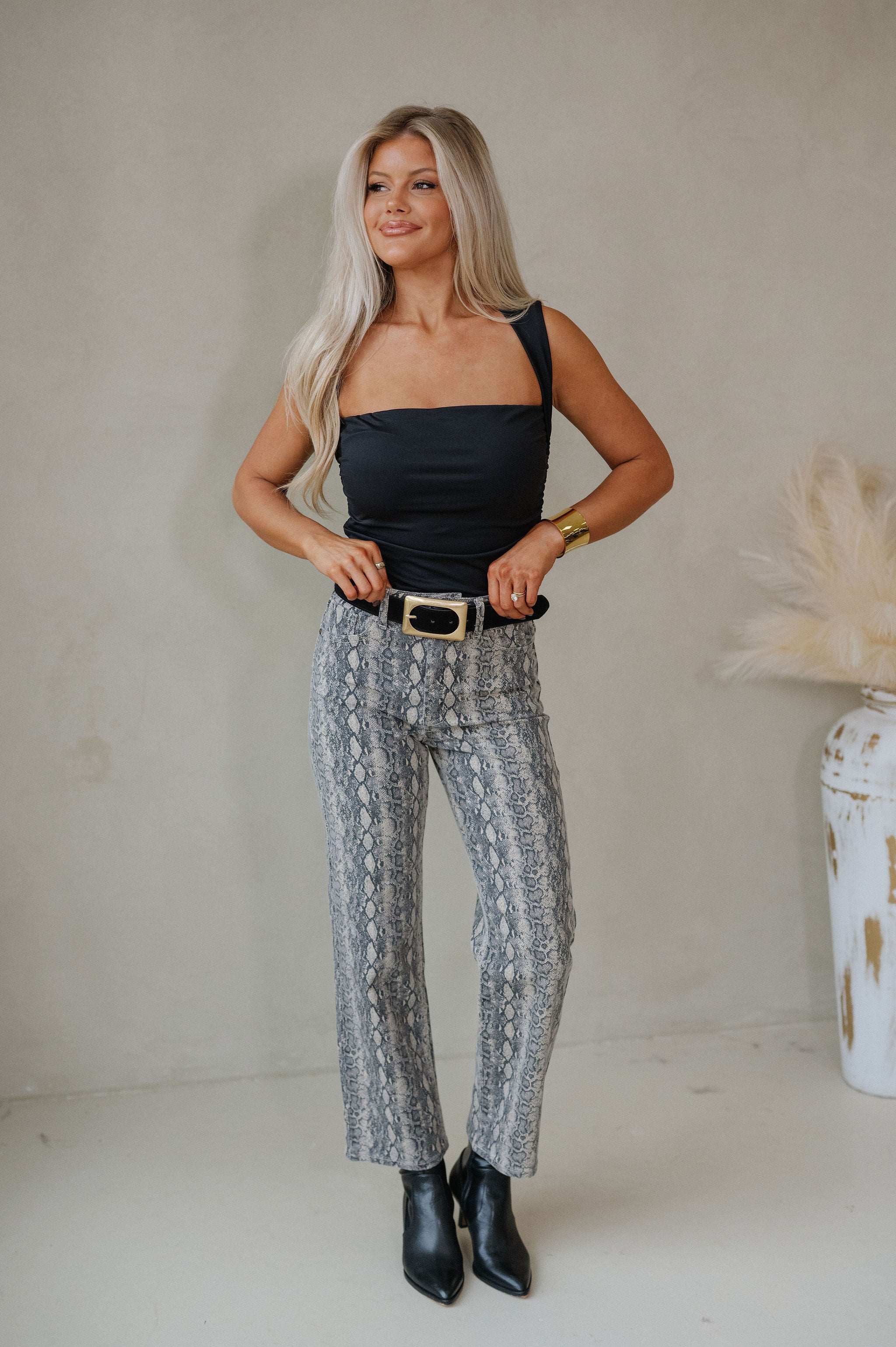 Nelli Vintage Straight Jeans-Snake