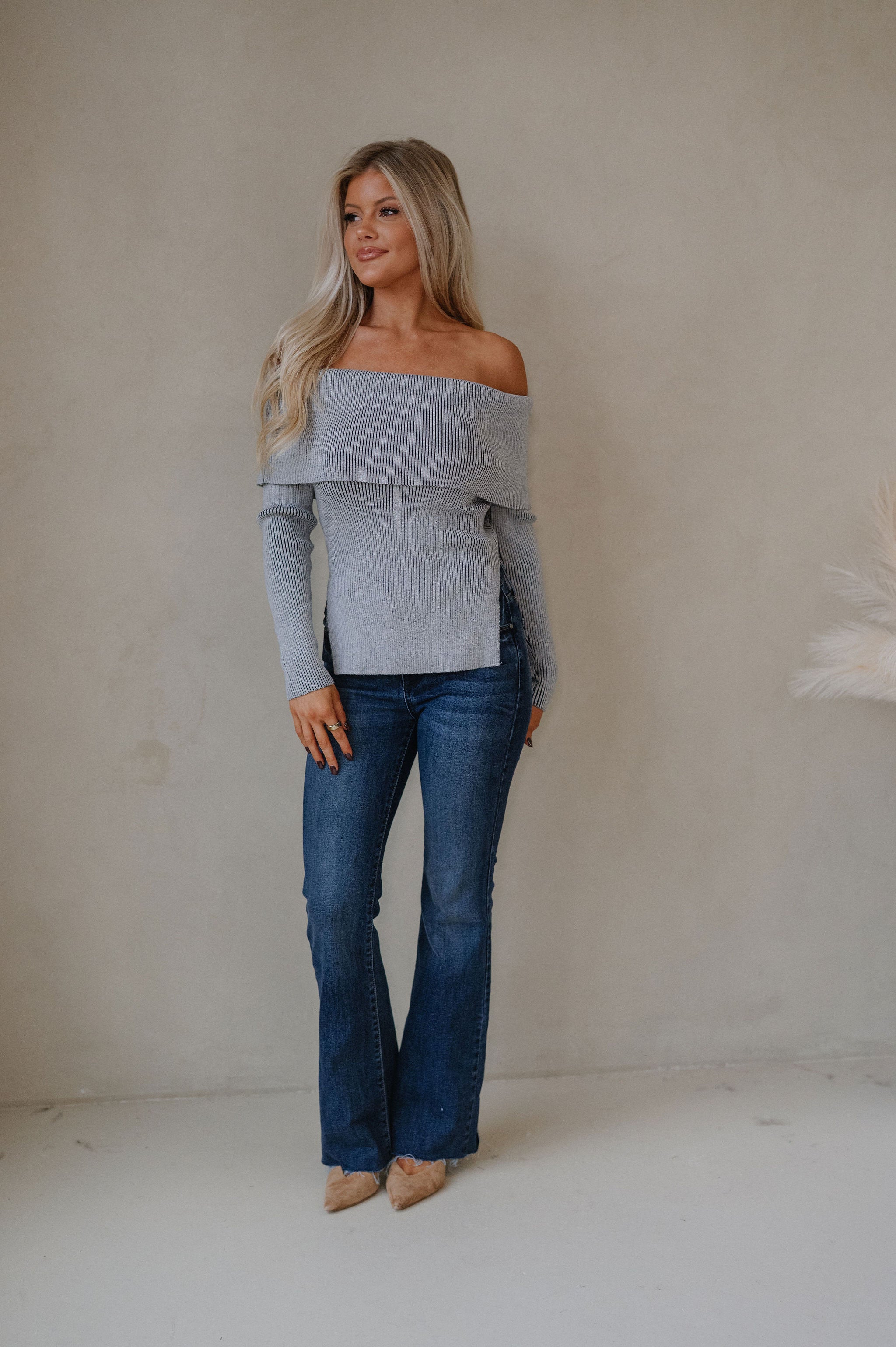 Tinley OTS Ribbed Top-Grey