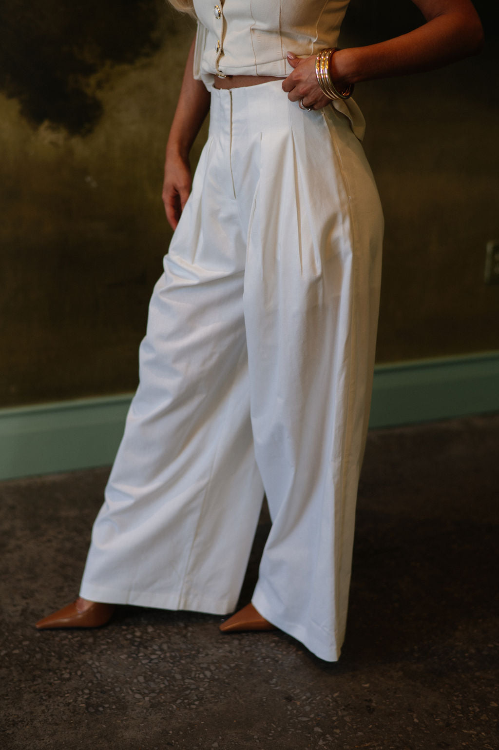 High Rise Pleated Pants-Ivory