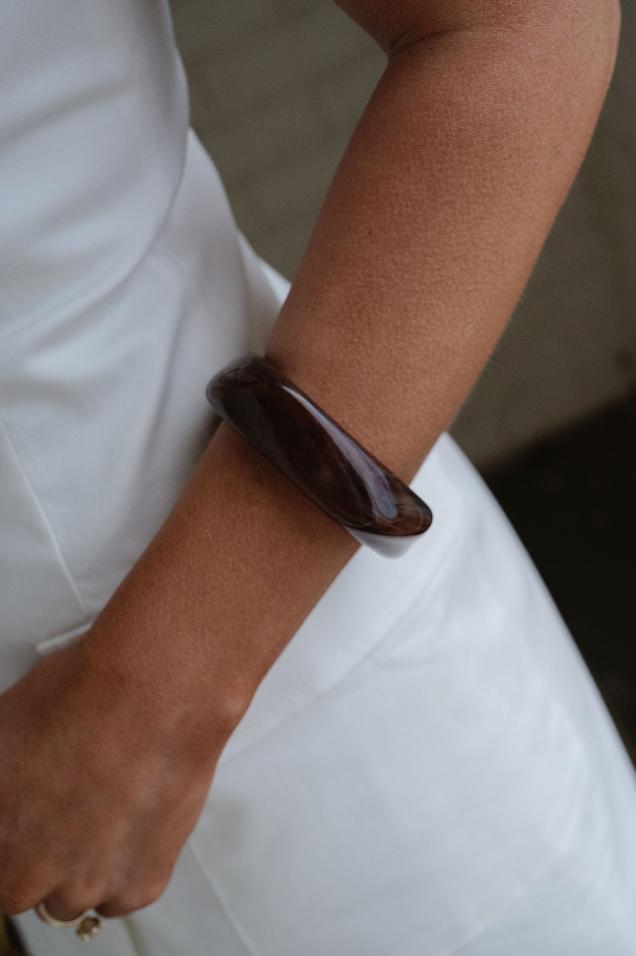 Krystal Acrylic Bangle-Brown