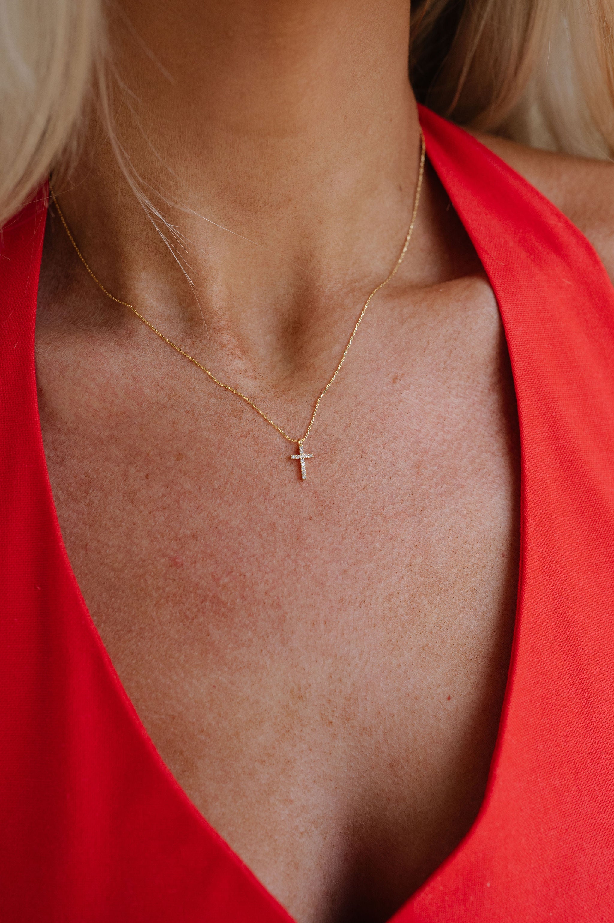Dainty Cross Necklace- Gold
