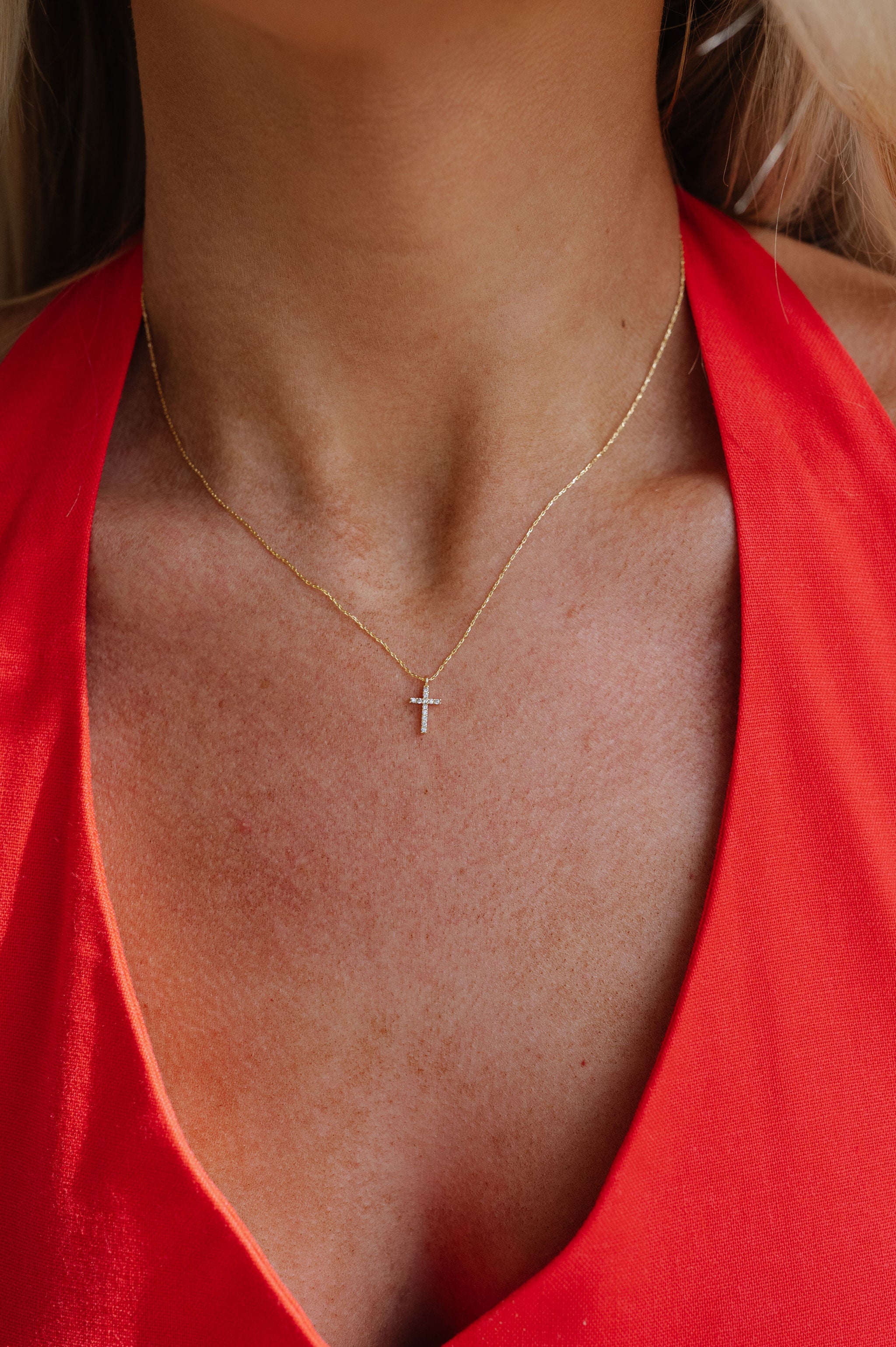 Dainty Cross Necklace- Gold
