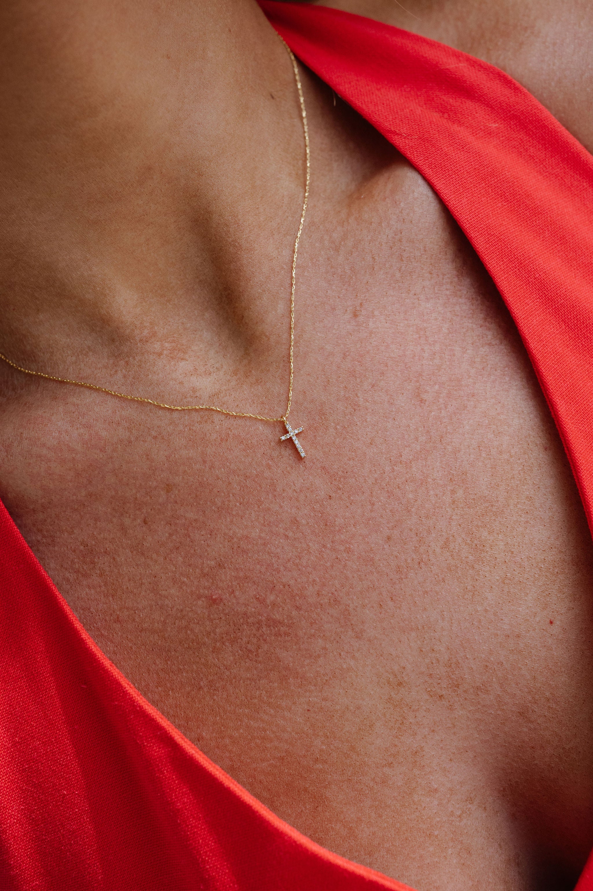 Dainty Cross Necklace- Gold