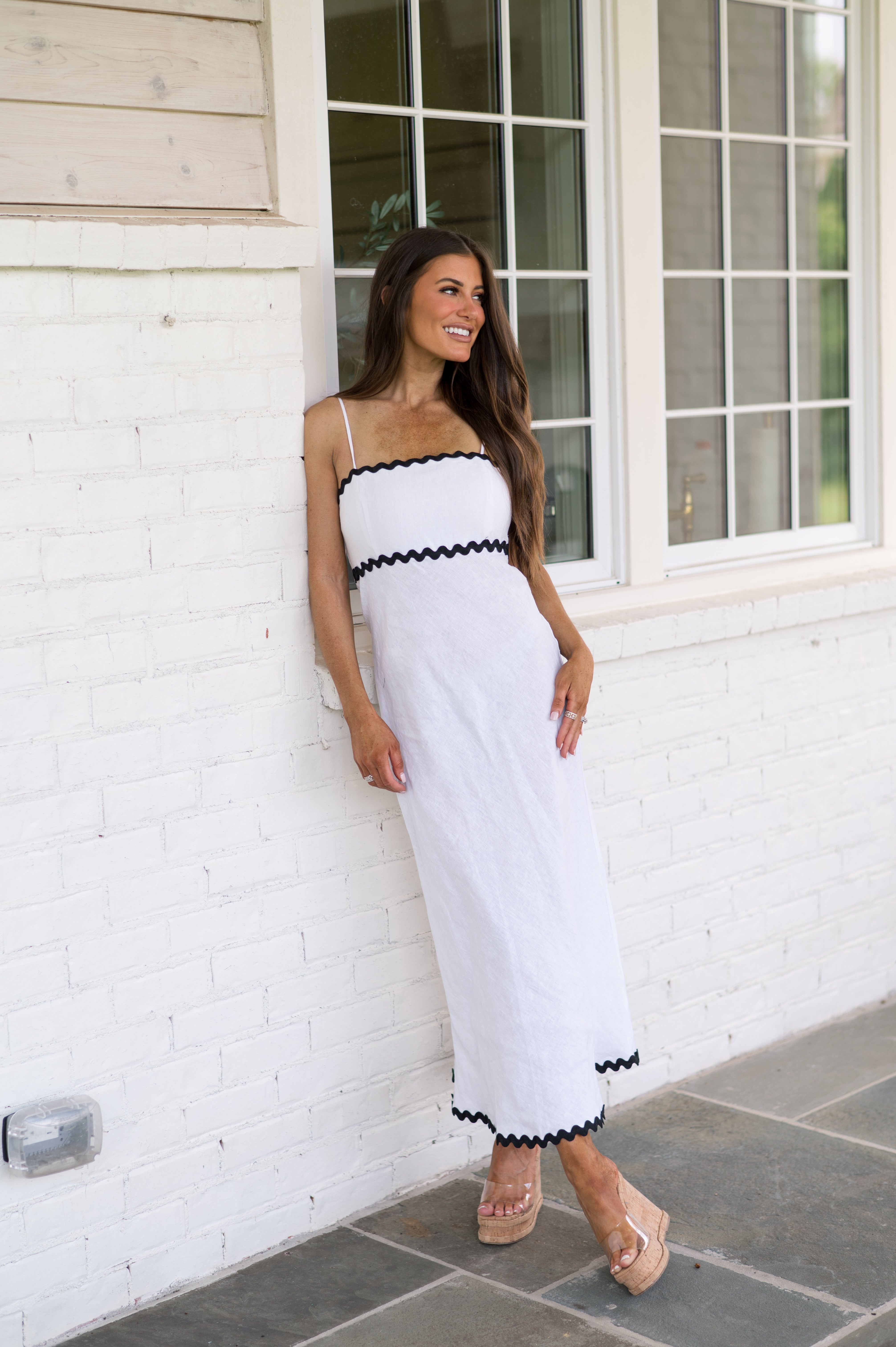 Meadow Linen Dress-White