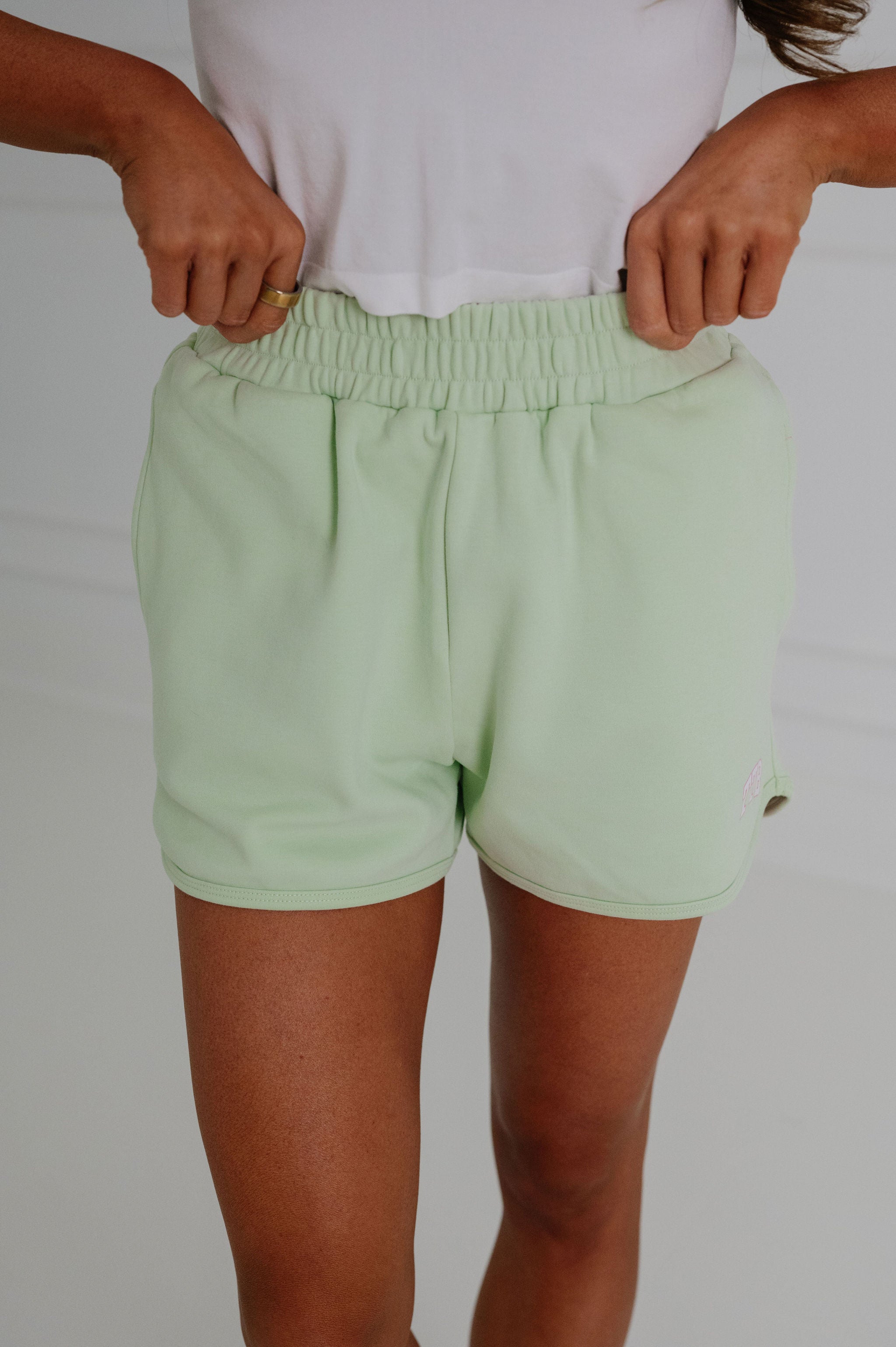 "TTB" Sweatshort-Light Green
