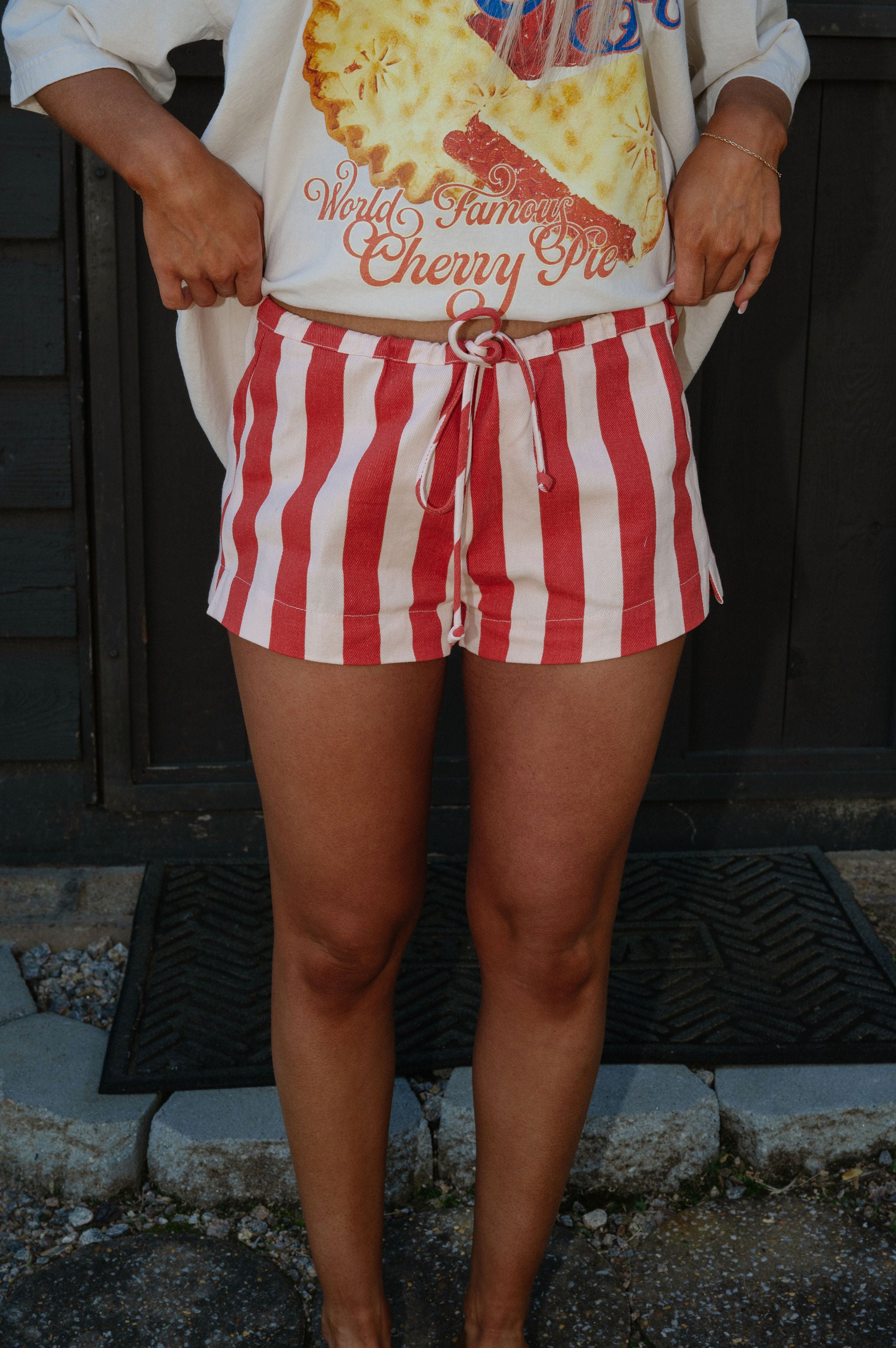 Moroney Striped Shorts-Natural/Red