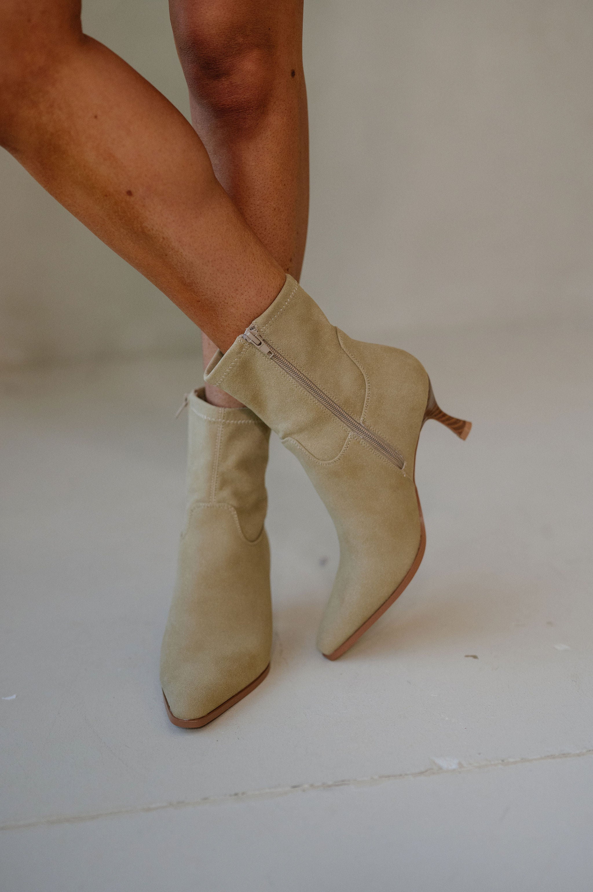 Aletta Mini Boot- Sand