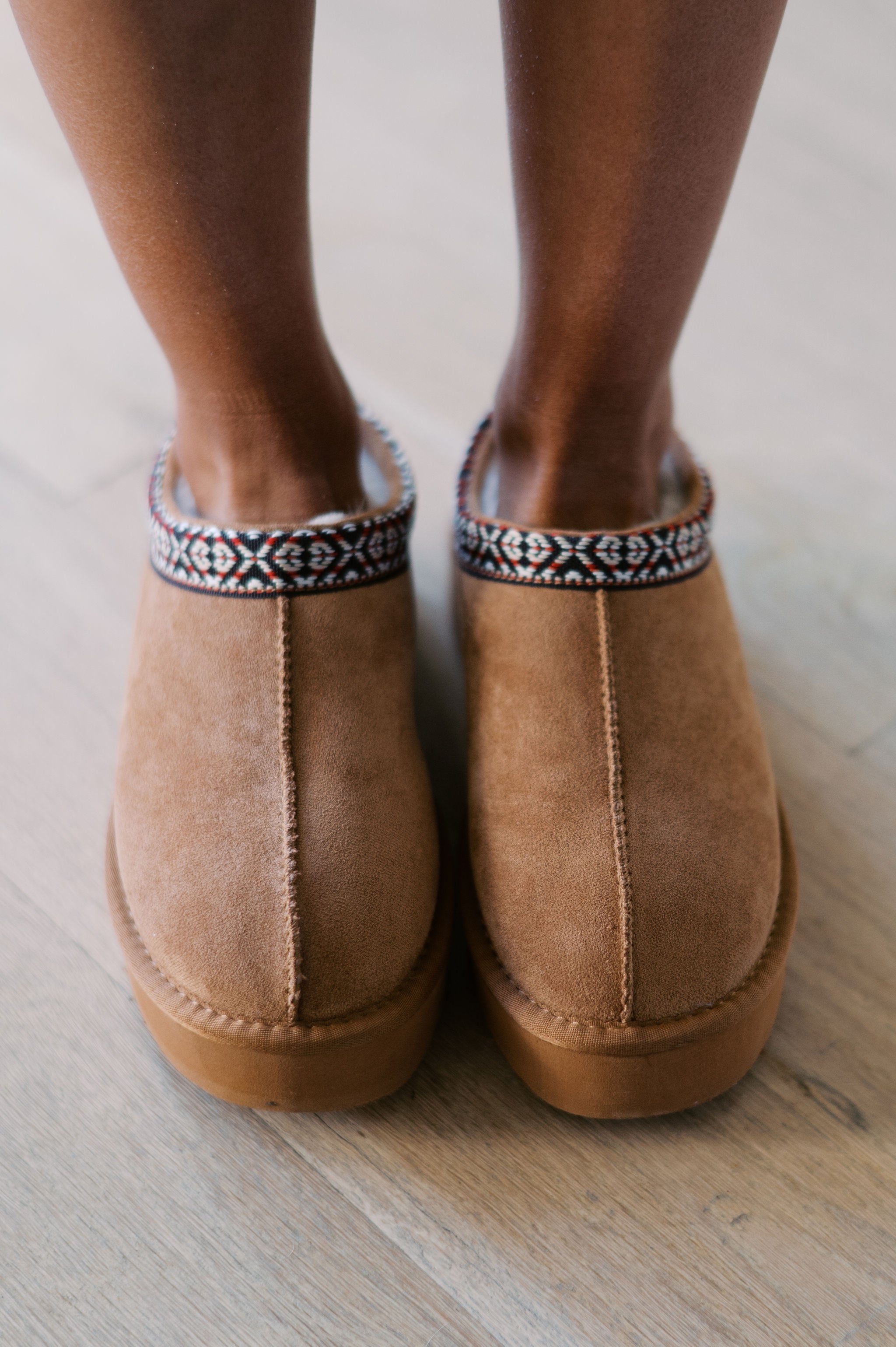 Eagle Faux Fur Slippers- Tan