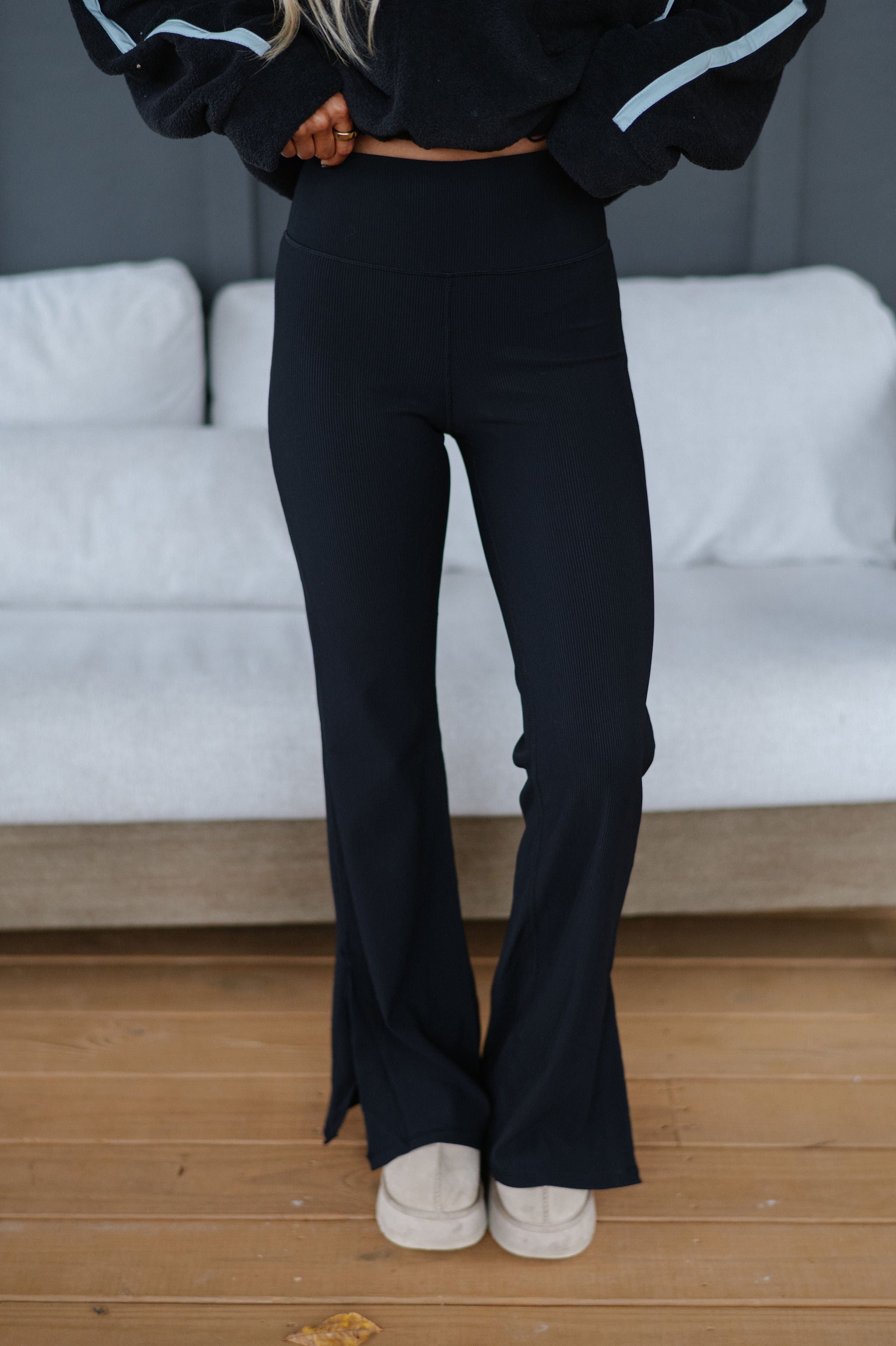 Minnie Flare Leggings-Black