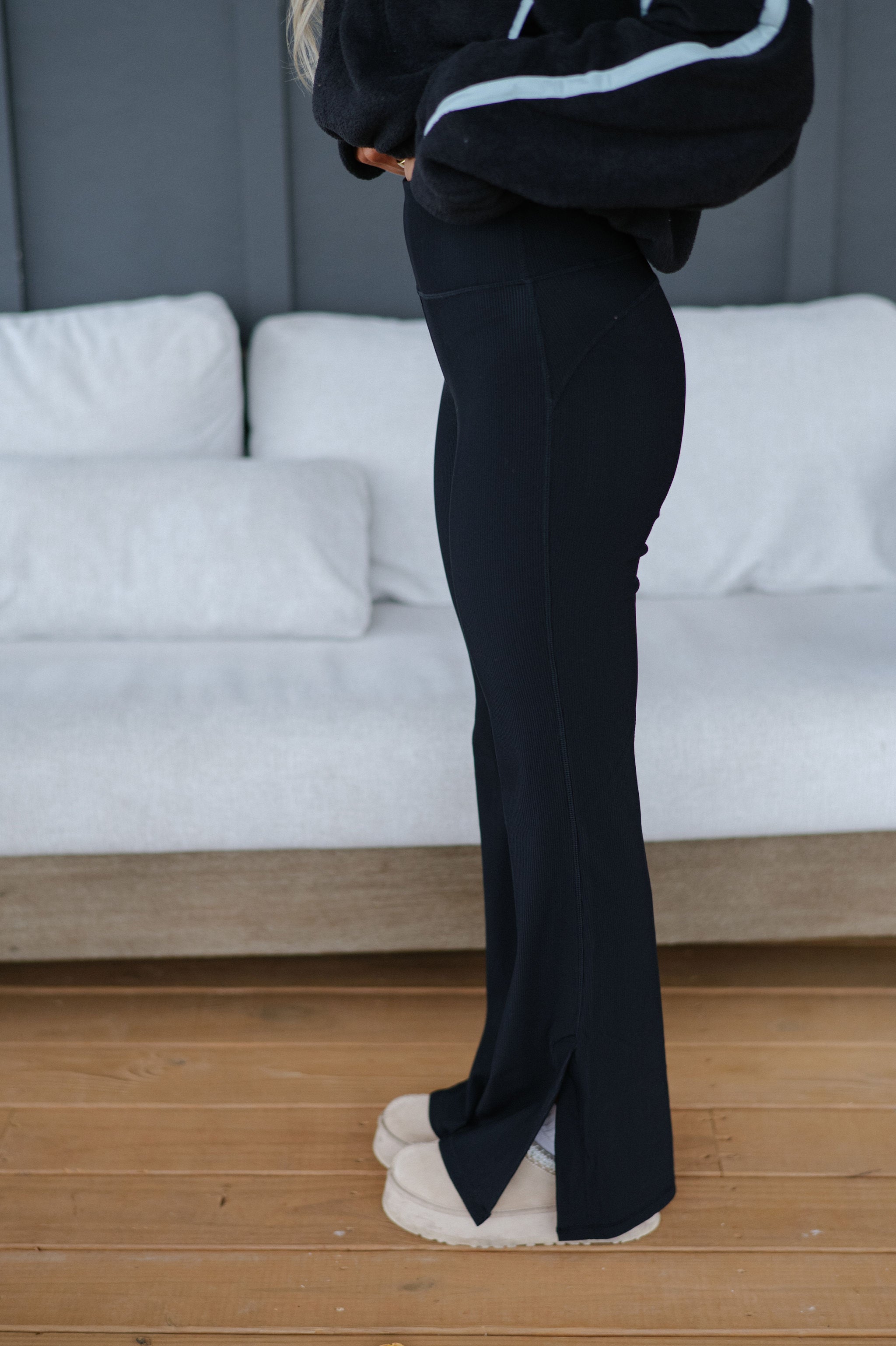 Minnie Flare Leggings-Black