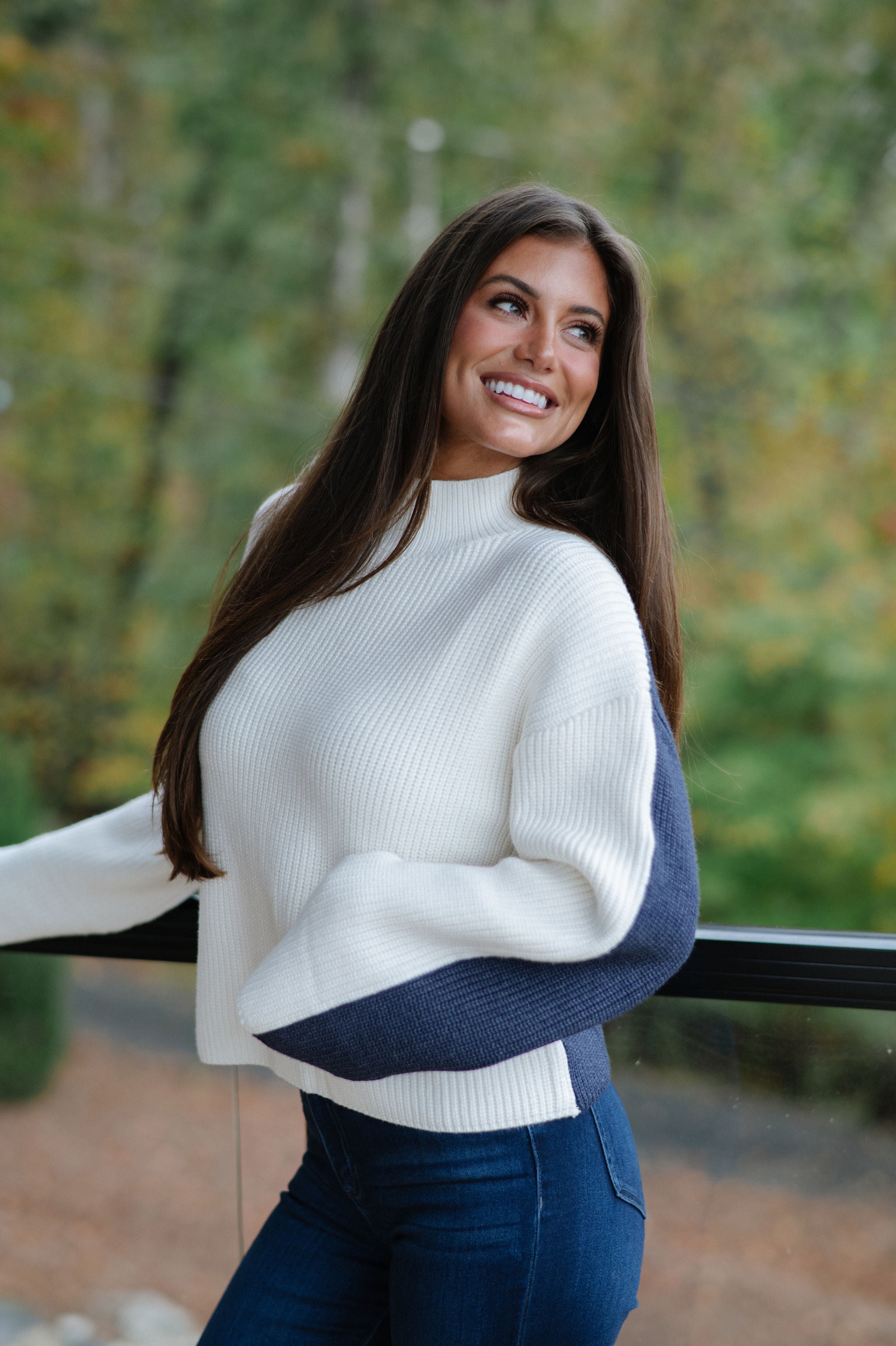 Bexley Two Tone Sweater-Ivory/Navy
