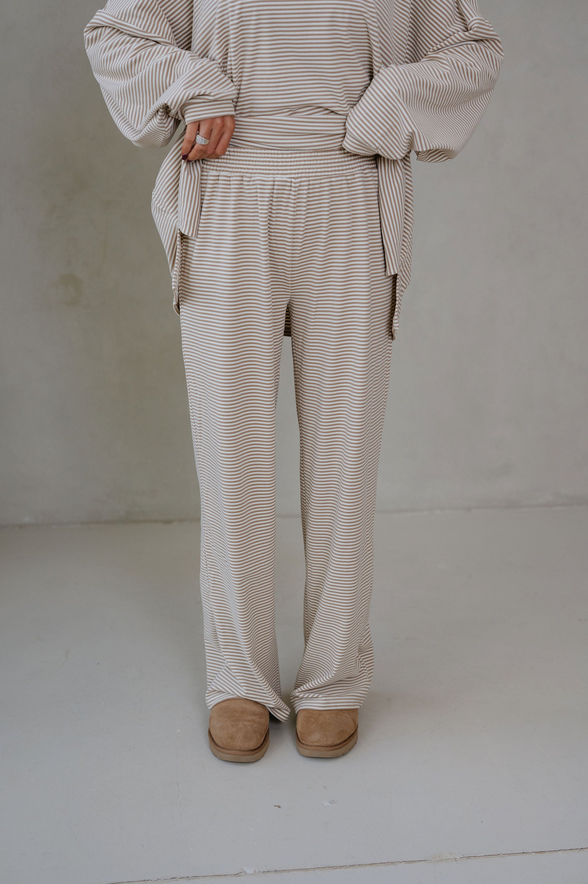 Dylan Fleece Pants-Beige