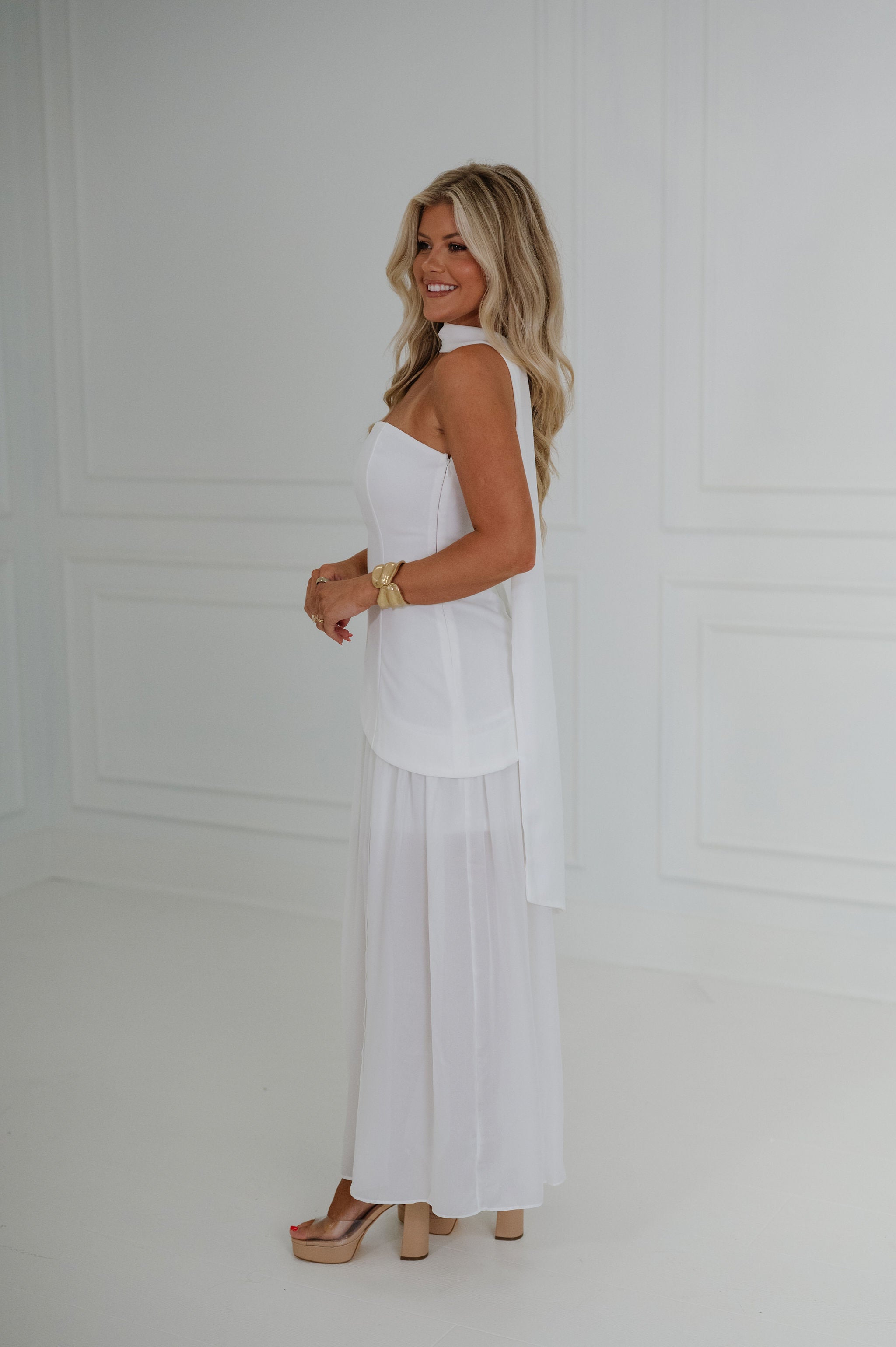 Eva Contrasted Maxi Dress-White