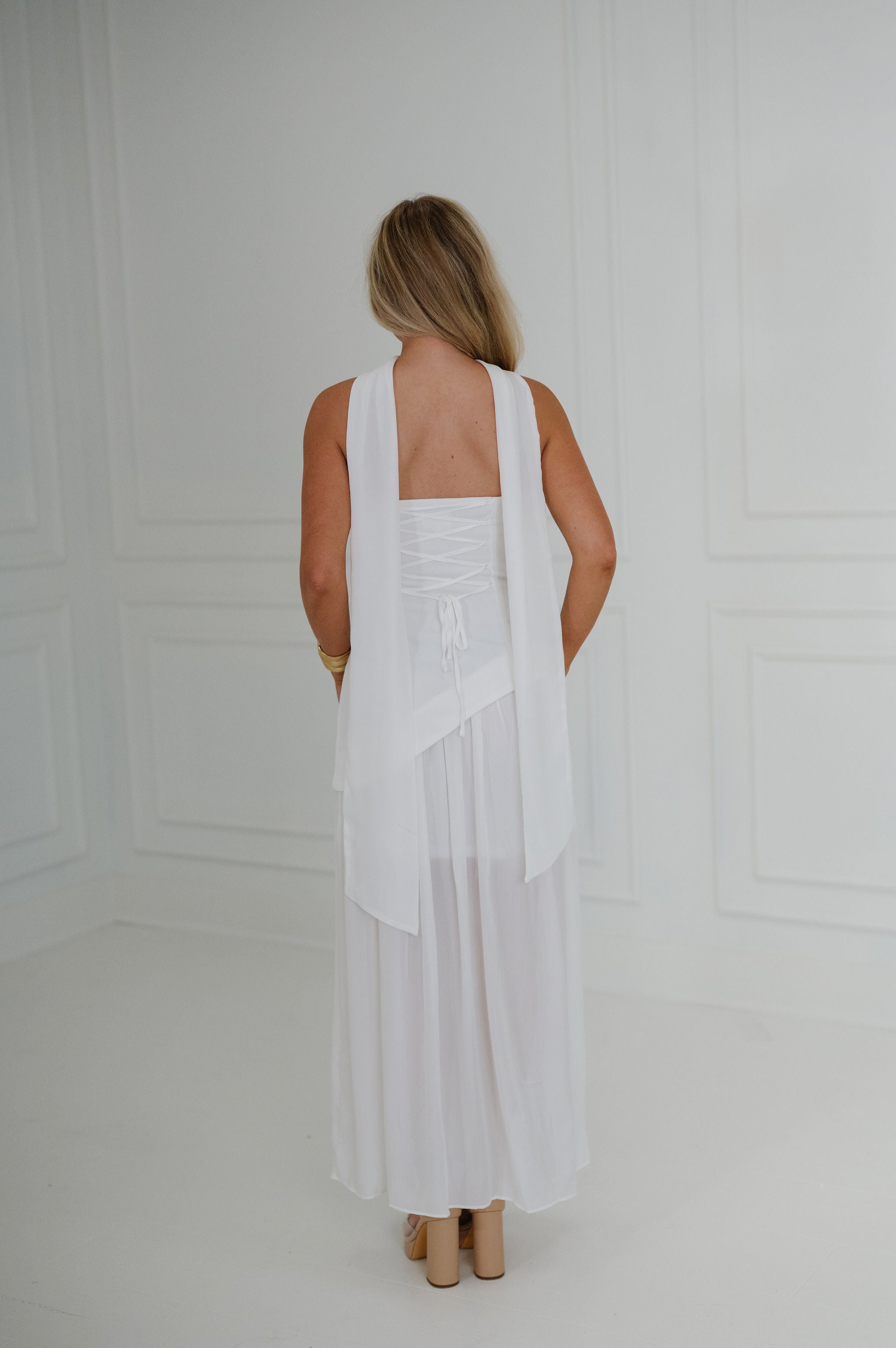 Eva Contrasted Maxi Dress-White
