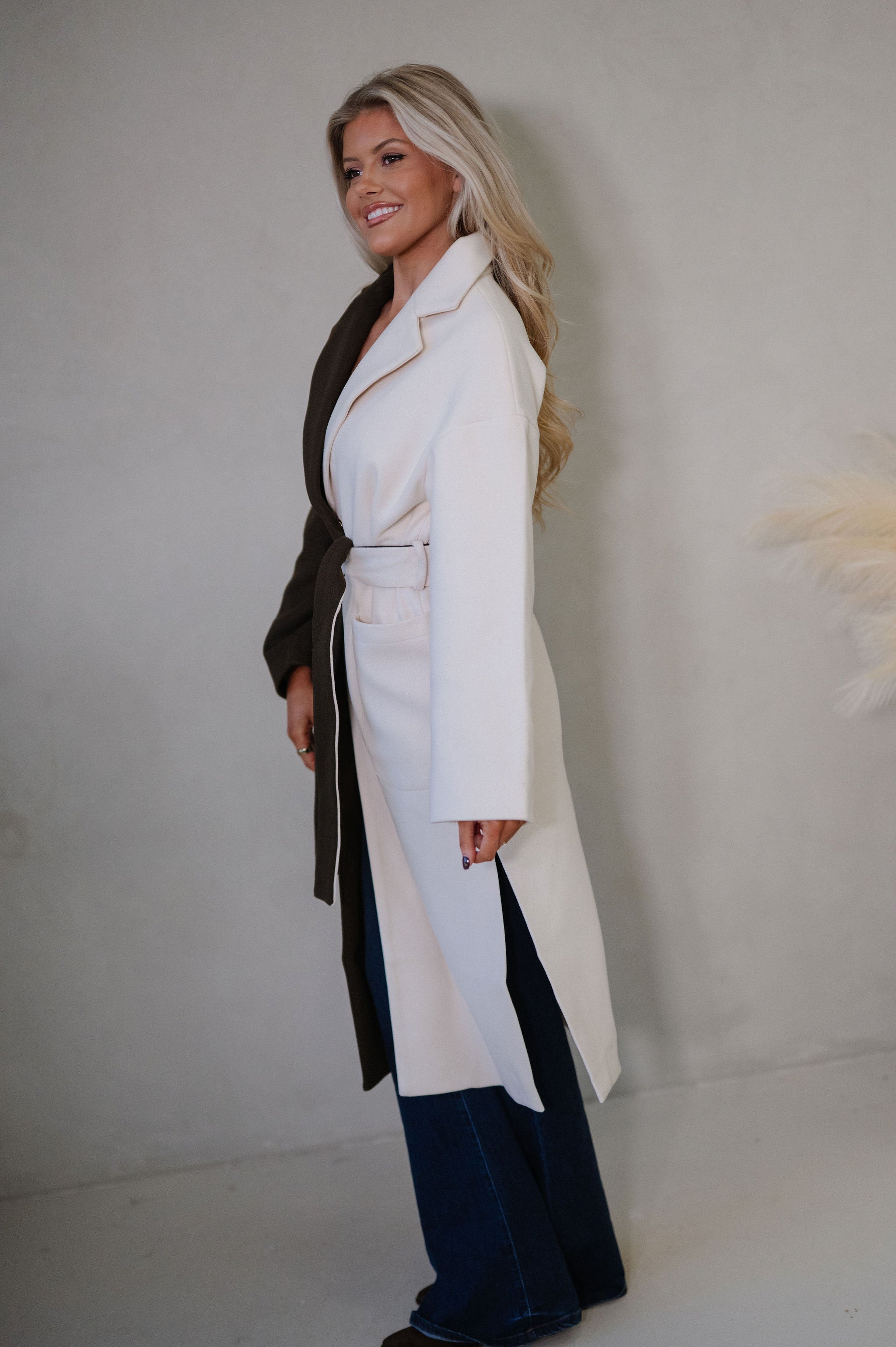 Color Block Contrasted Coat-Cream/Brown