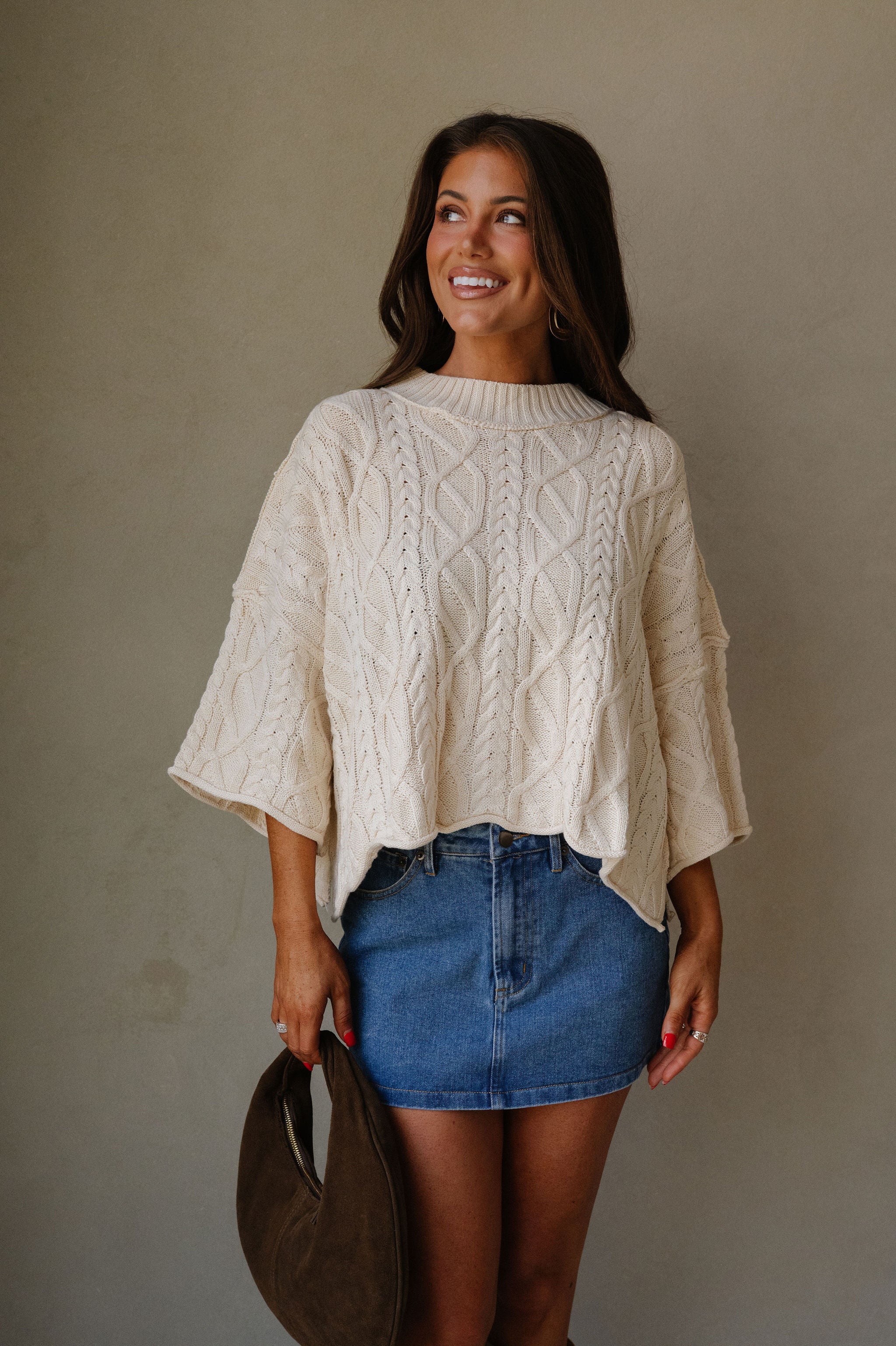 Chunky Ribbed Cable Knit Sweater-Cream