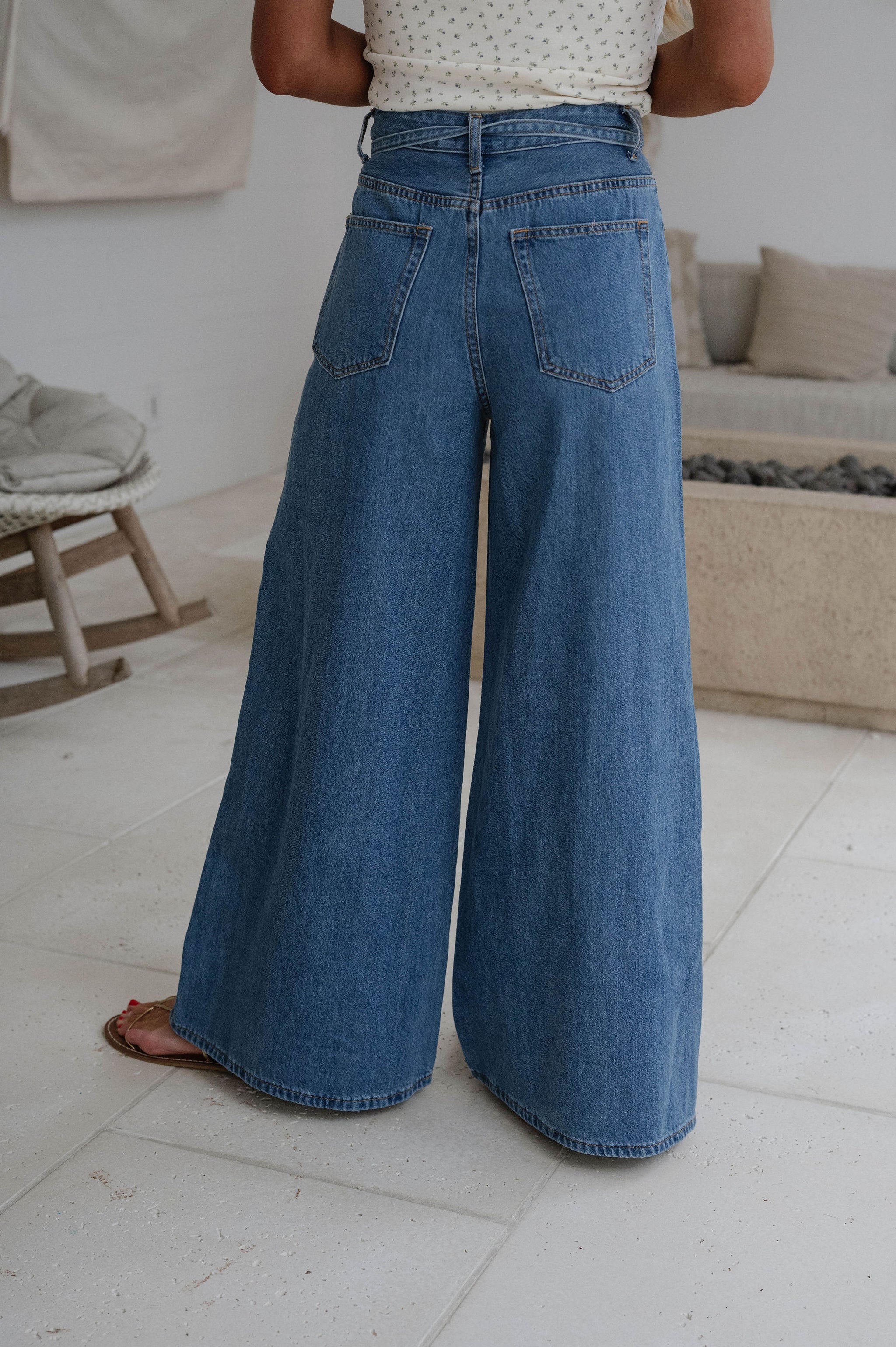 Collier Wide Leg Jeans