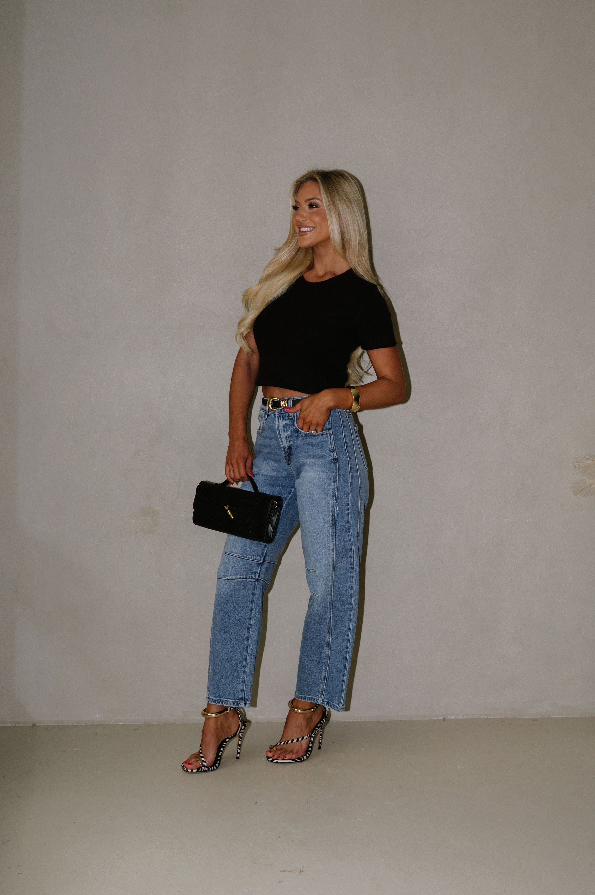 Edit Jeans -Medium Wash