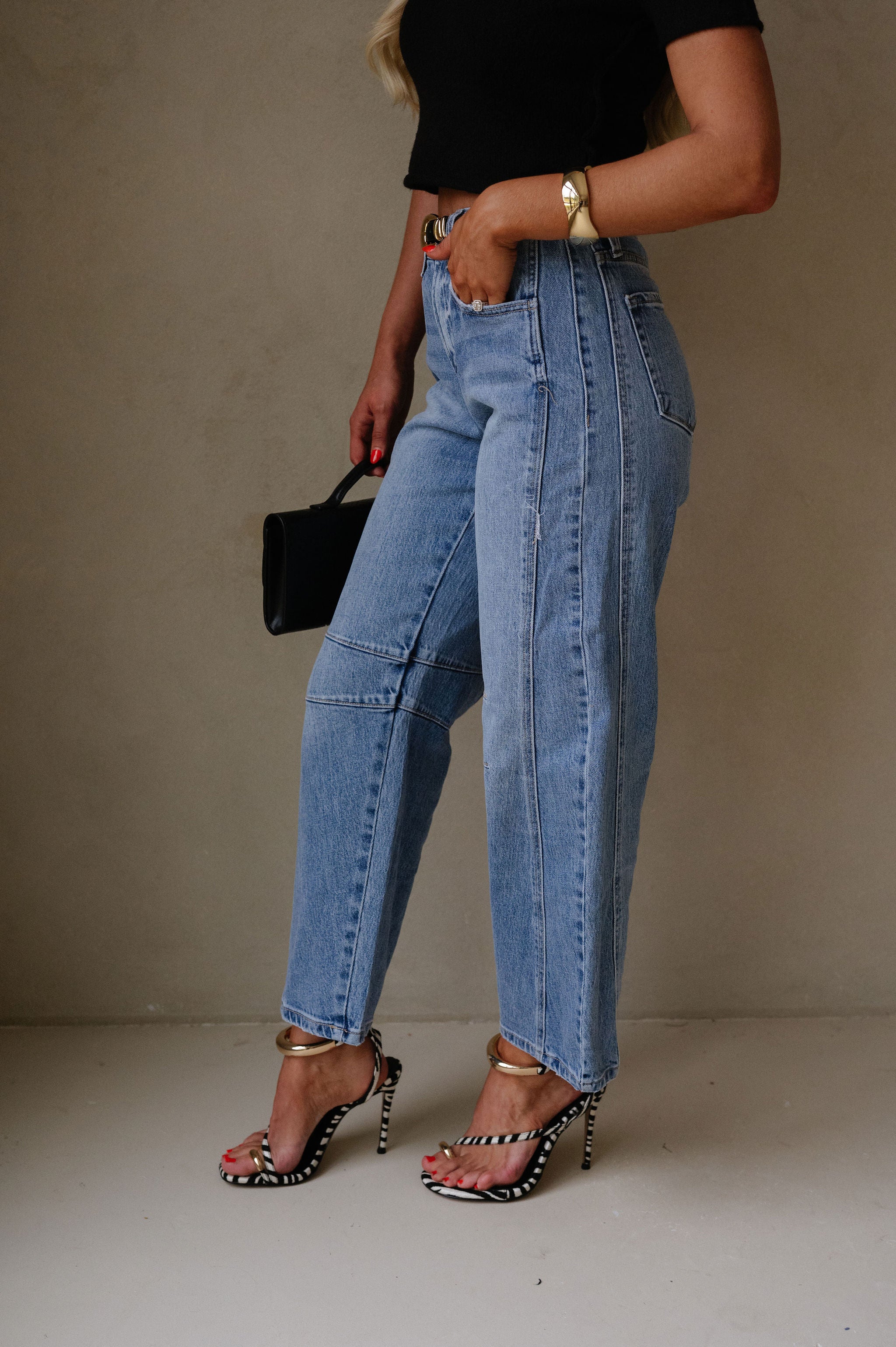 Edit Jeans -Medium Wash