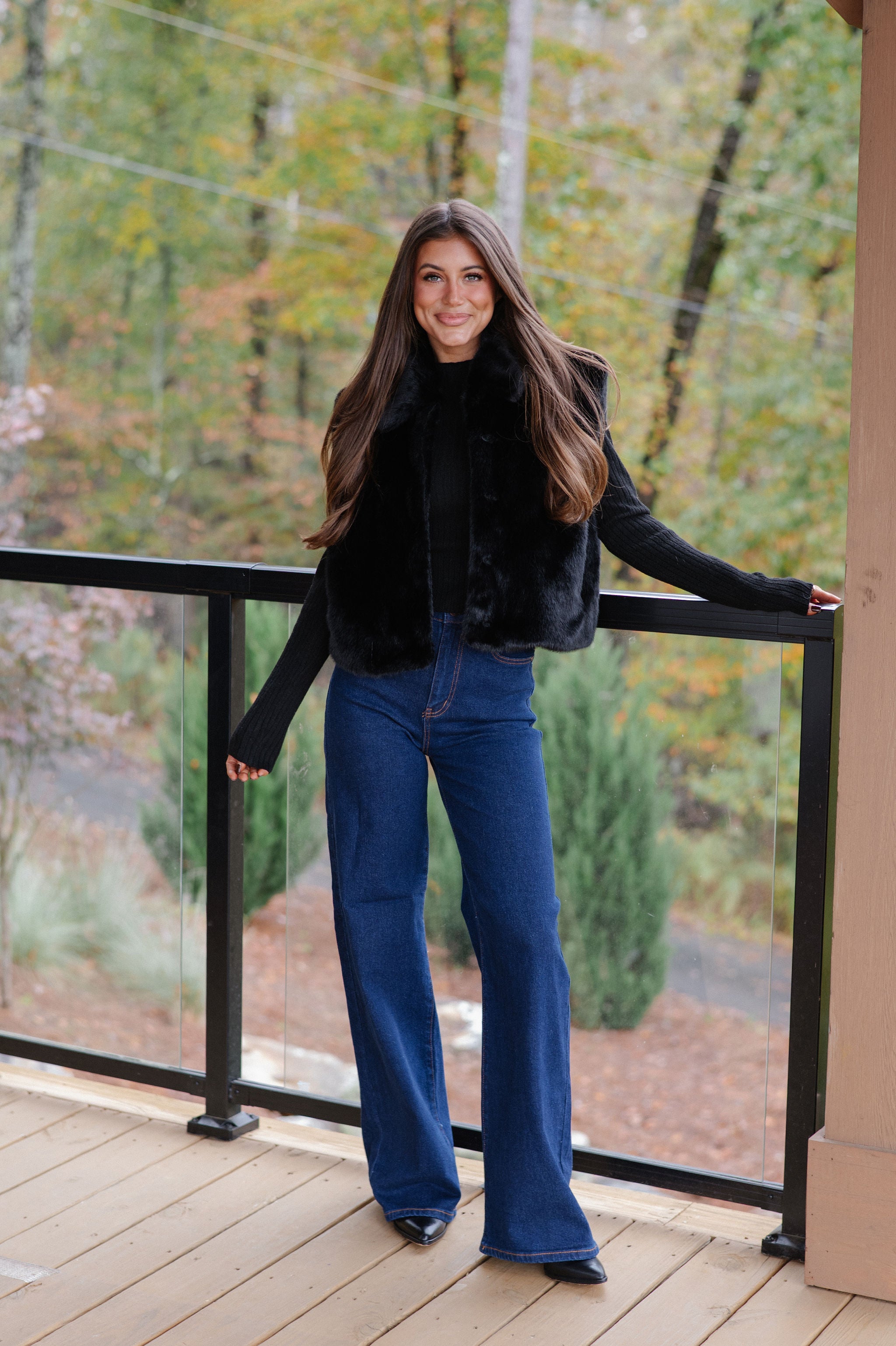 Ellie Faux Fur Collared Vest-Black