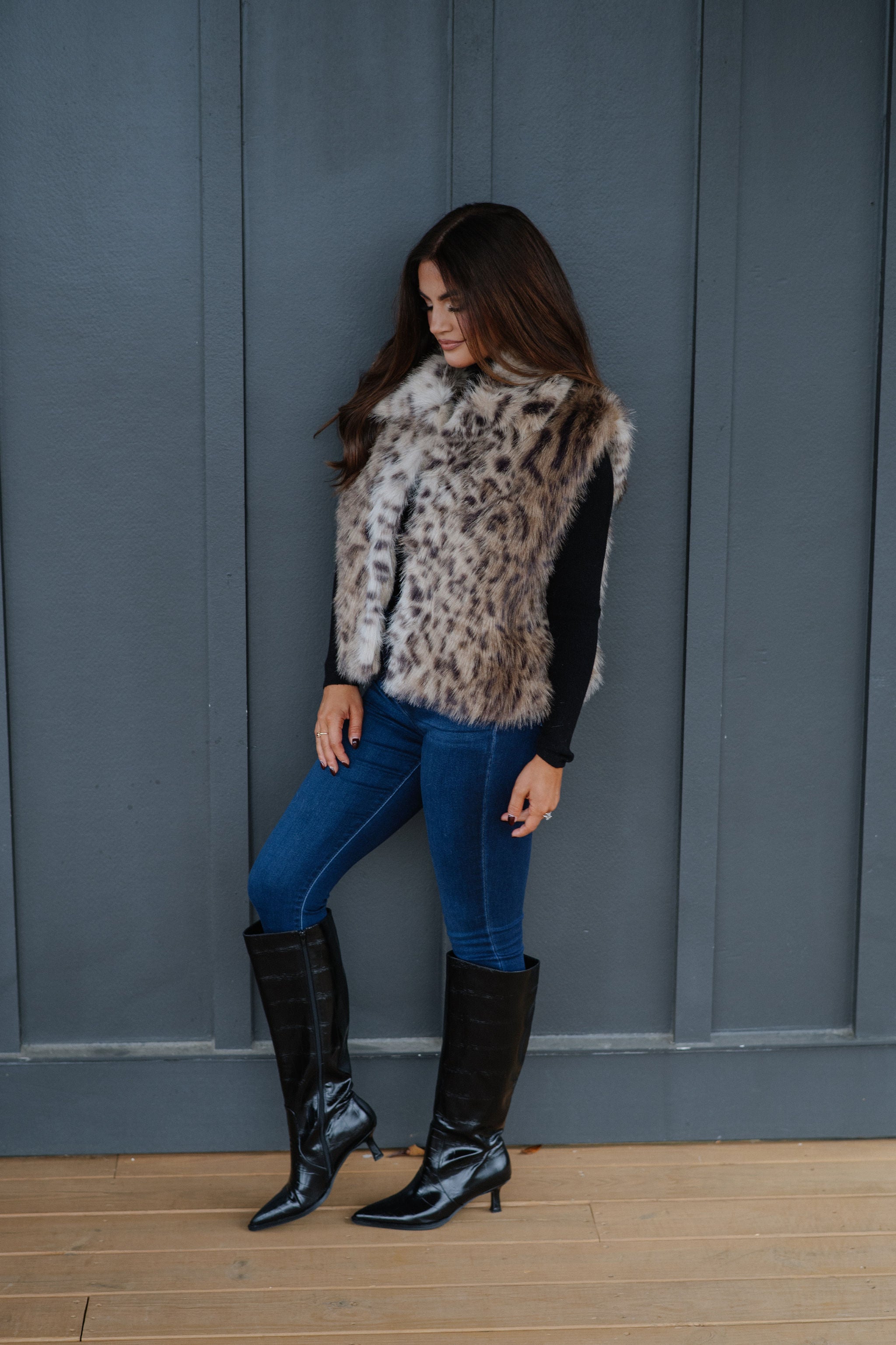 Clements Faux Fur Vest-Taupe/Brown