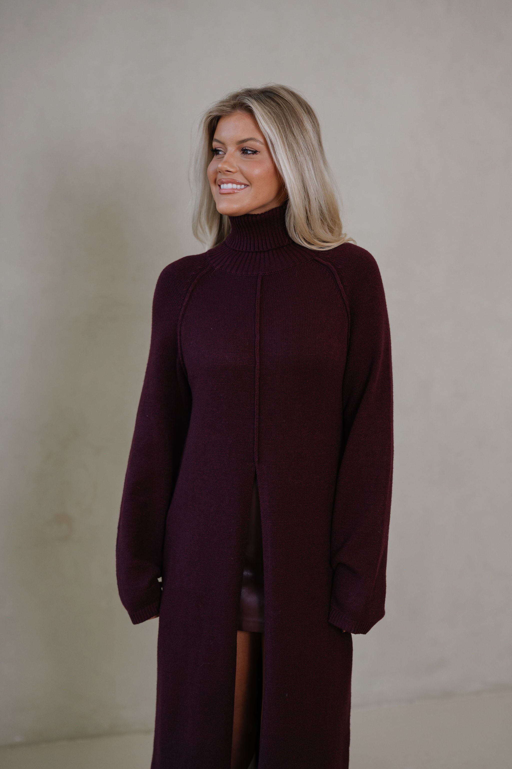 Split Hem Long Sweater-Merlot