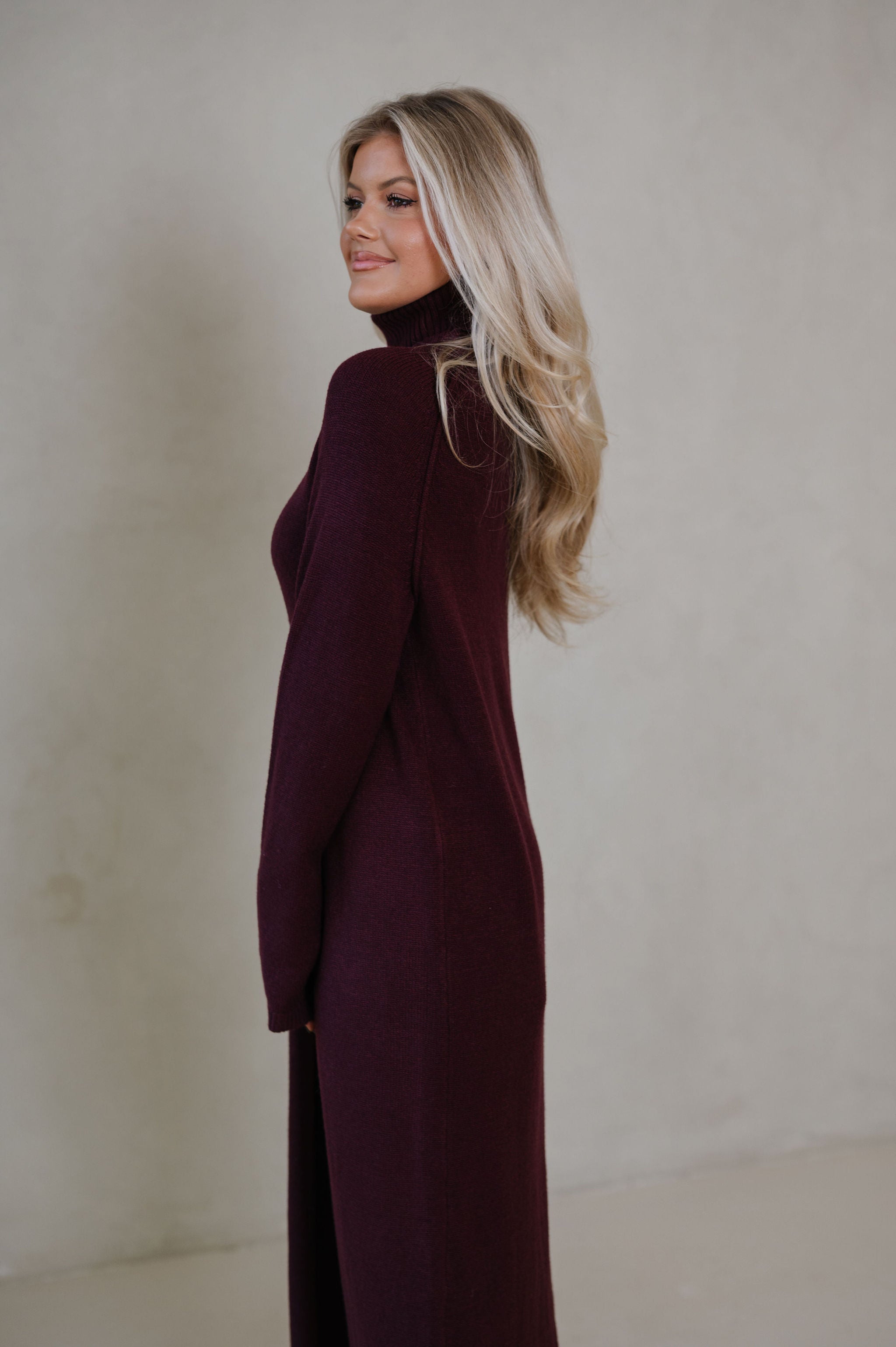 Split Hem Long Sweater-Merlot