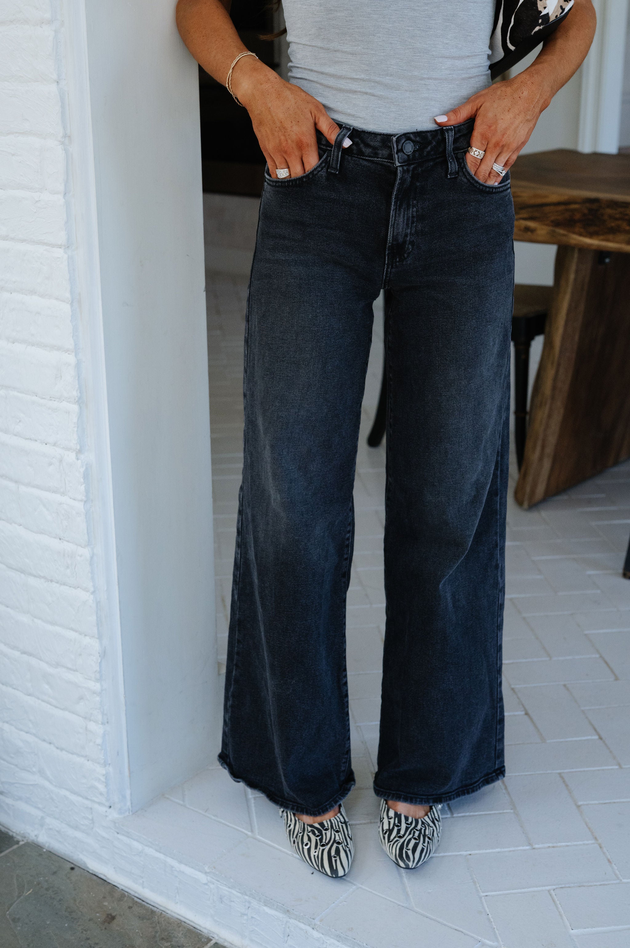 Juda Ultra Wide Jean-Washed Black