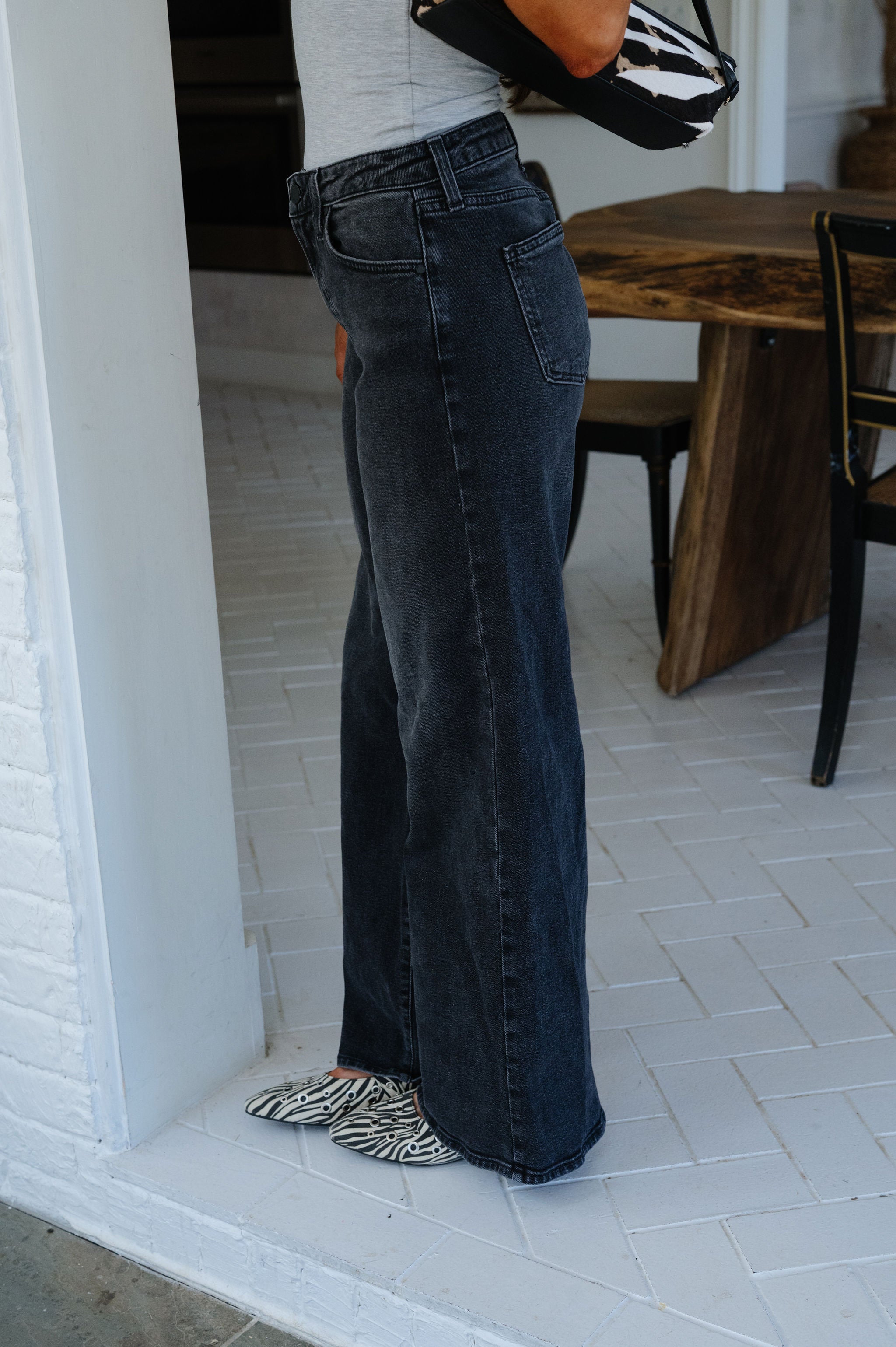 Juda Ultra Wide Jean-Washed Black