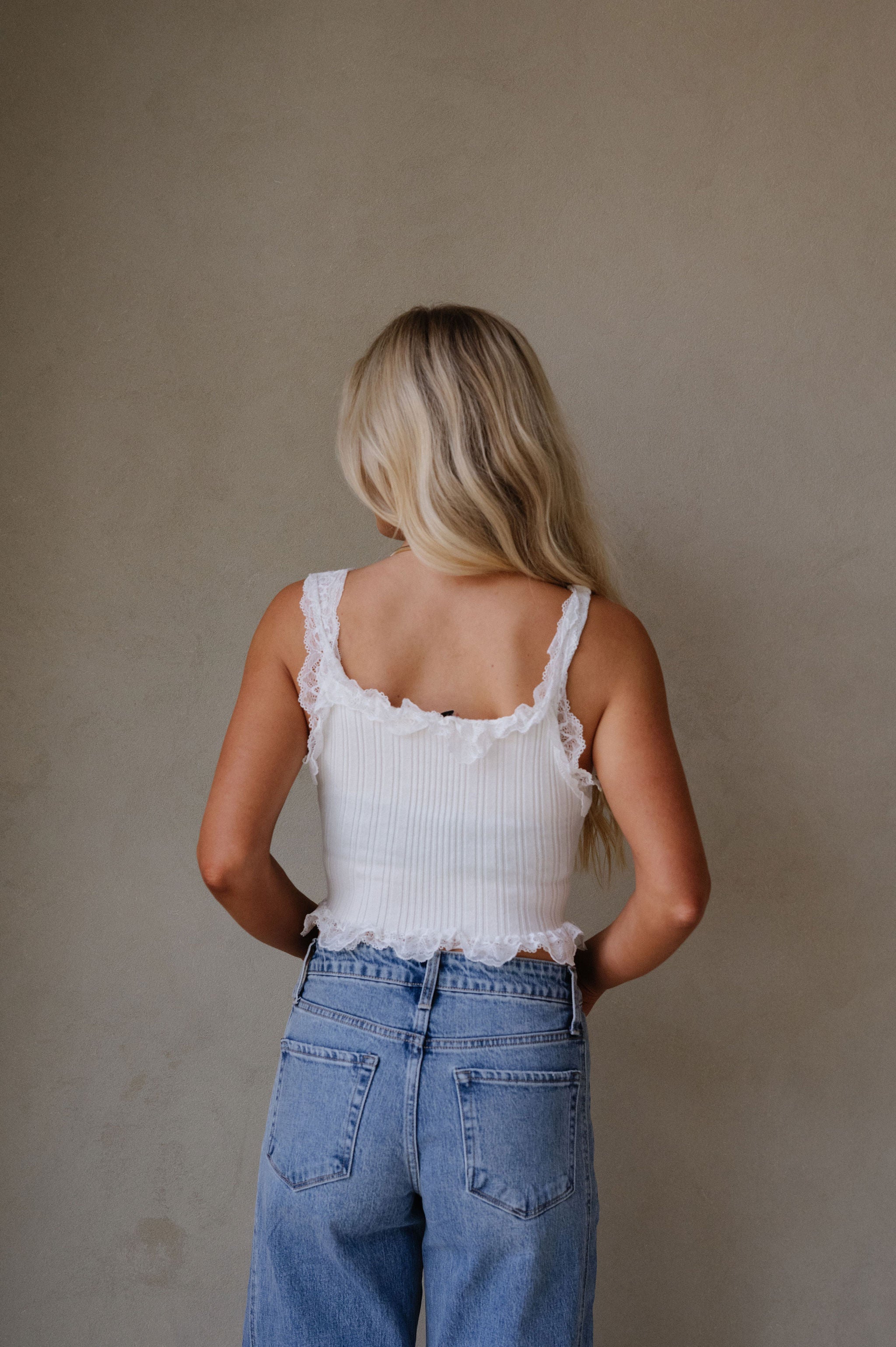 Minnie Sleeveless Sweater Top-Ivory